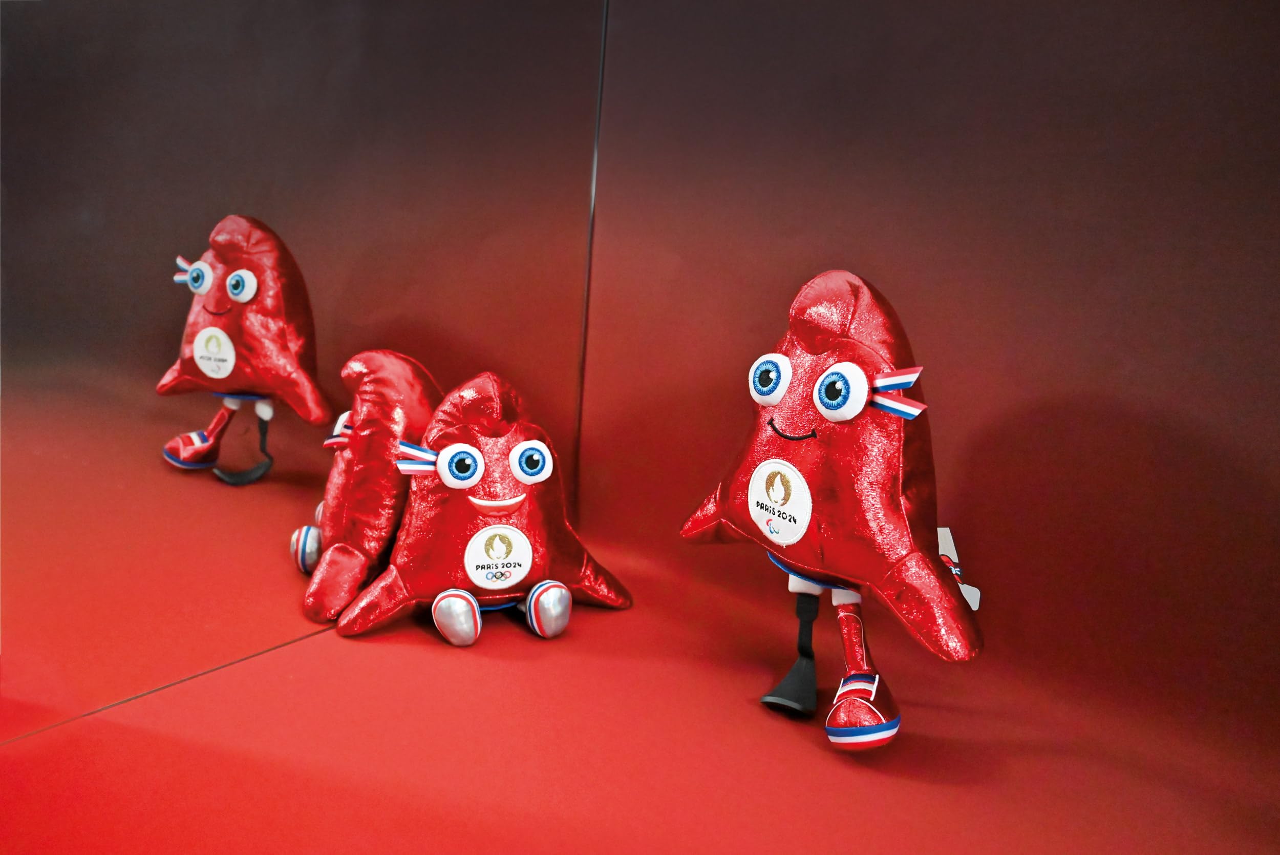 Promo Doudou Mascotte Jeux Olympiques Paris 2024 chez Aubert