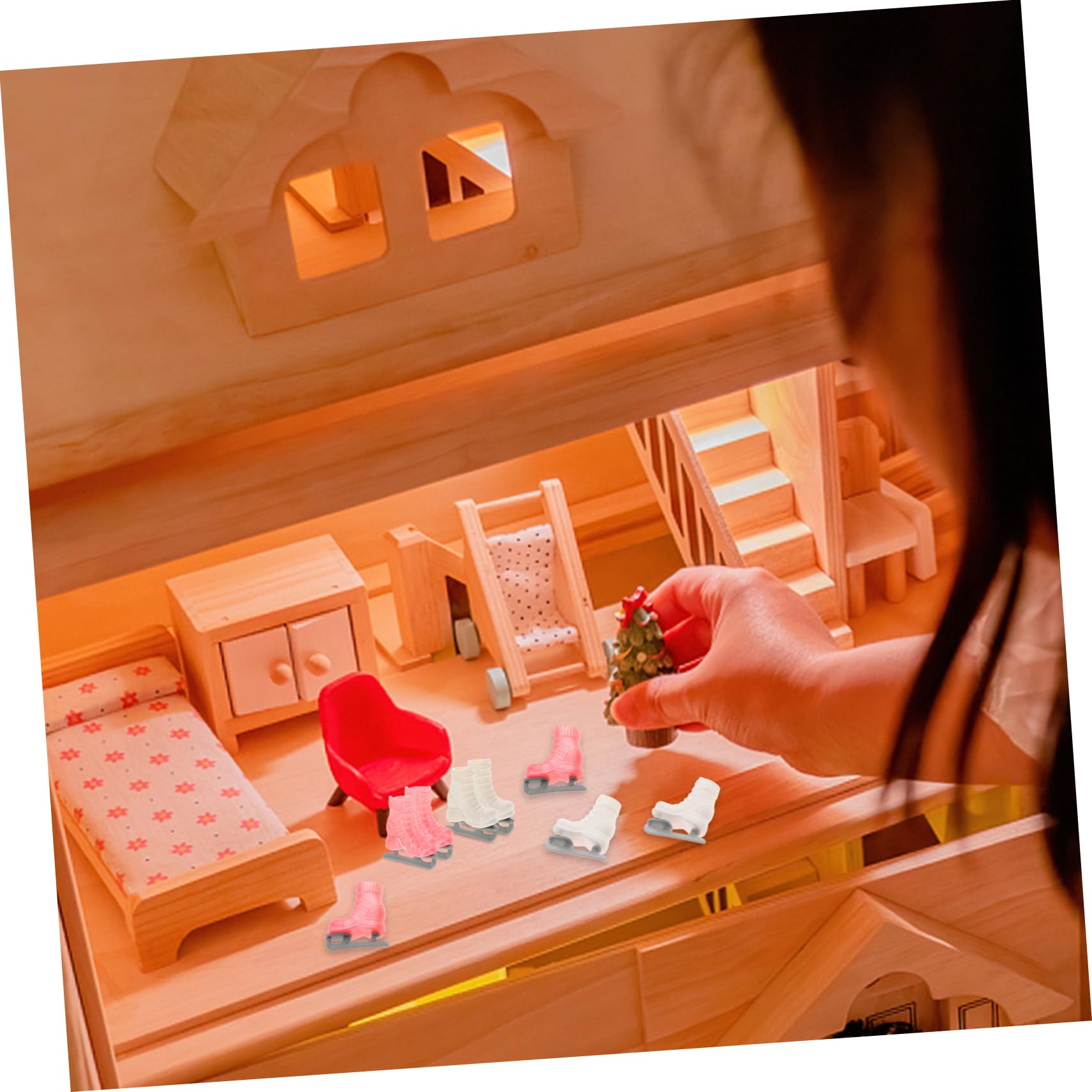 YARNOW Pattini da ghiaccio in miniatura per bambole 4 paia di plastica accessori fai da te decorazioni fai da te giocattoli per ragazzi e ragazze decorazione domestica forniture per la fabbricazione