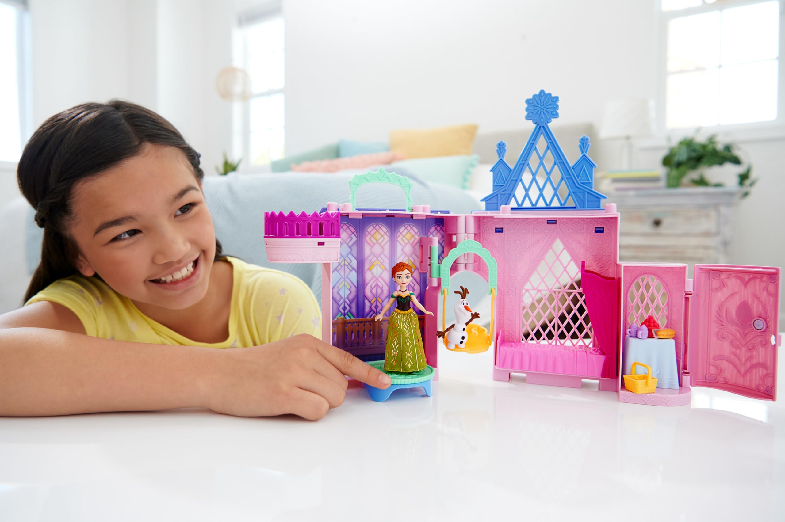Disney Frozen Toys, Storytime Stackers Anna's Arendelle Castle, Stackable Doll House with Small Doll, Olaf & 7 Pieces, Inspired by the Movies