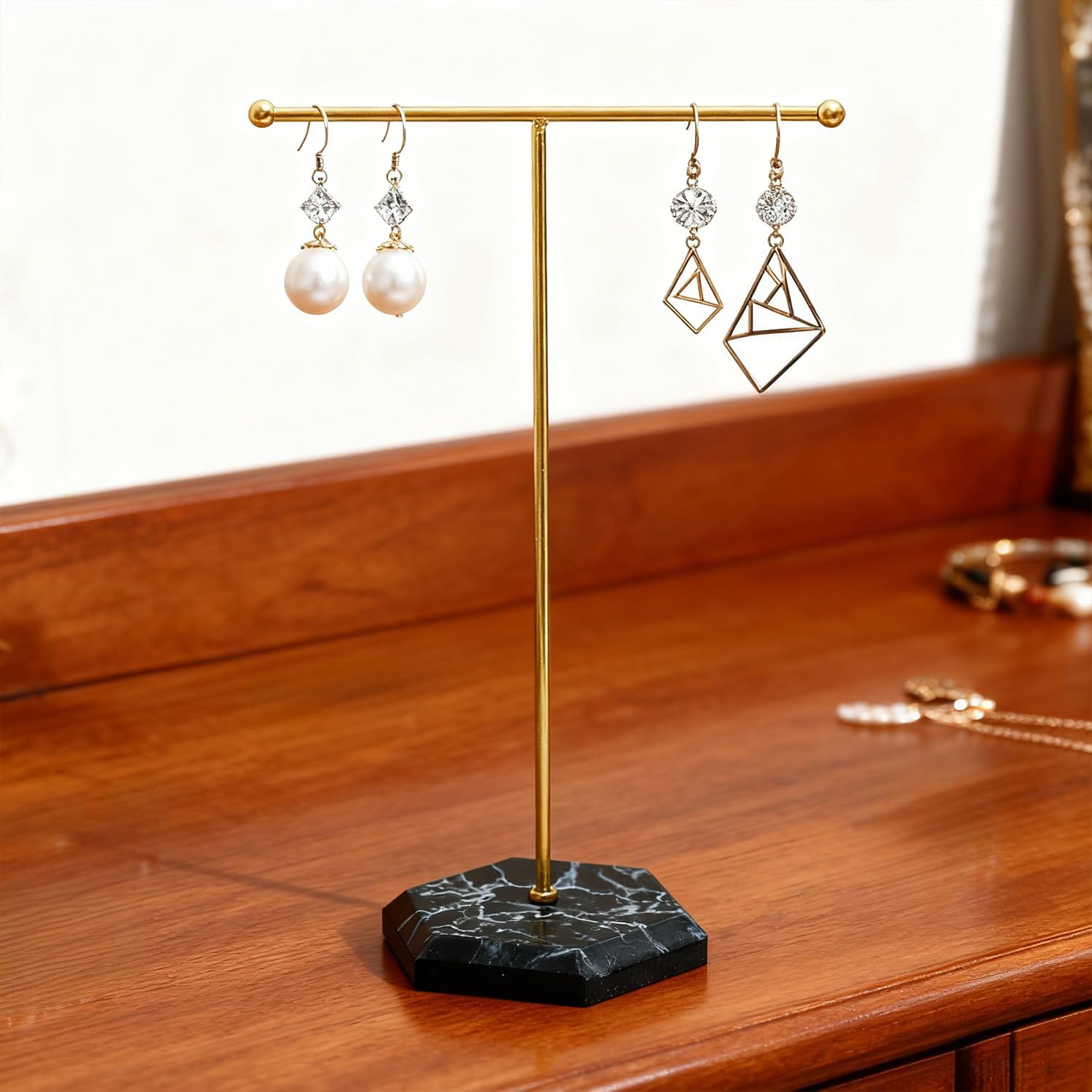 Jewelry Necklace Organizer Stand, Sturdy Metal Jewelry Stand with Tray for Bracelet Bangles Holder Display,Long Necklace Organizer Holder