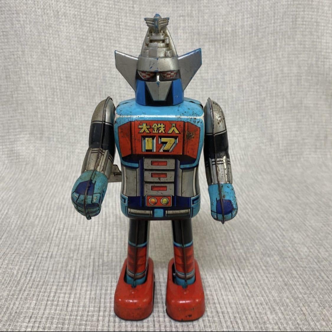 Amazon.co.jp: 当時物 大鉄人 17 ポピー ブリキ 式 歩行します 石森 