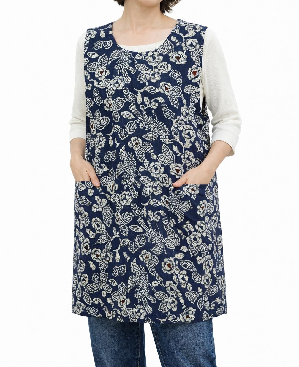 Indigo Cotton Apron with Traditional Japanese Pattern