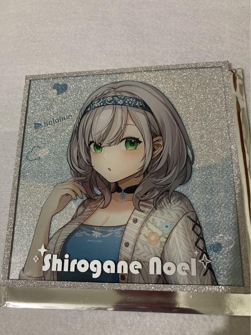 Amazon.co.jp: 台湾限定 ホロライブ アクリル色紙 白銀ノエル X