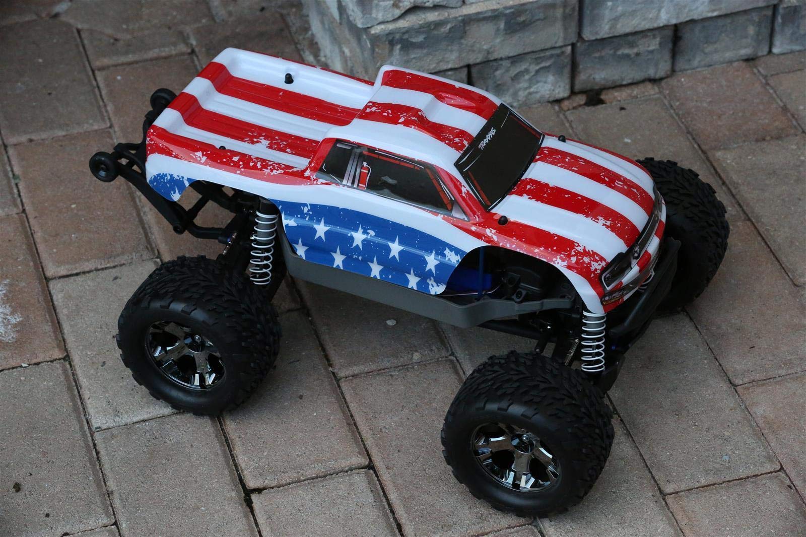 SummitLink Custom RC Car Body Flag - Replacement Body For 1/10 Scale Stampede Truck (Pre-Painted, Holes Drilled), STB-ST-01