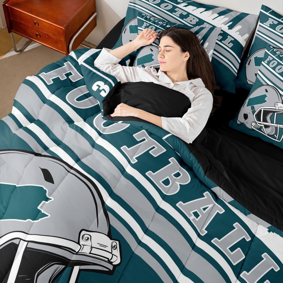 Erosebridal Kids Football Sports Seasonal Comforter Set, Sports Fans Gifts, Football Comforter + Flat Sheet + Fitted Sheet + 2 Pillowcases + 2 Throw Pillow Covers, Queen