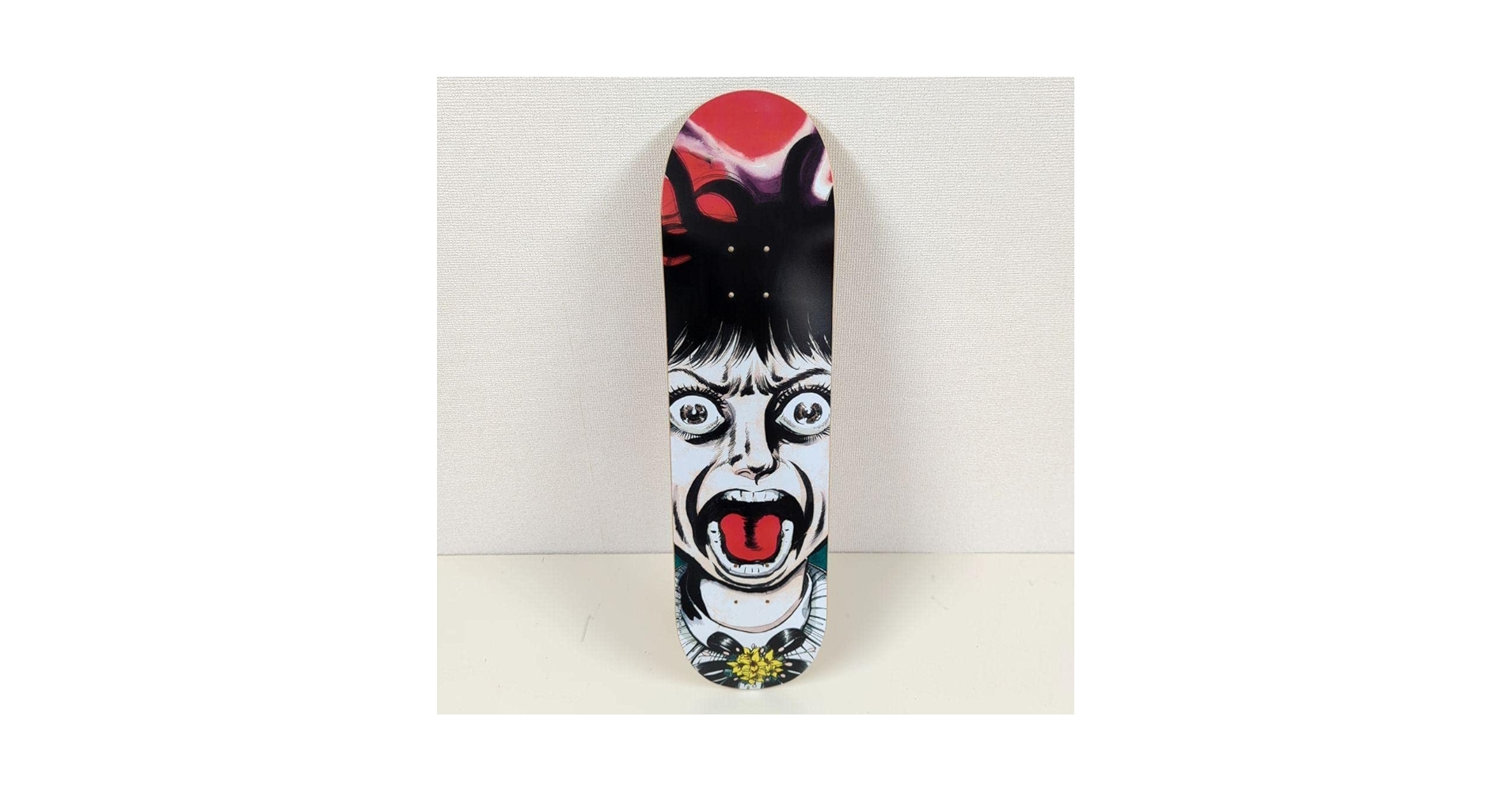 楳図かずお　atmos スケートボード　スケボー デッキ　シュリンク 送料込み 新品 定価49500円 atmos コラボ 楳図かずお 美少女 3P