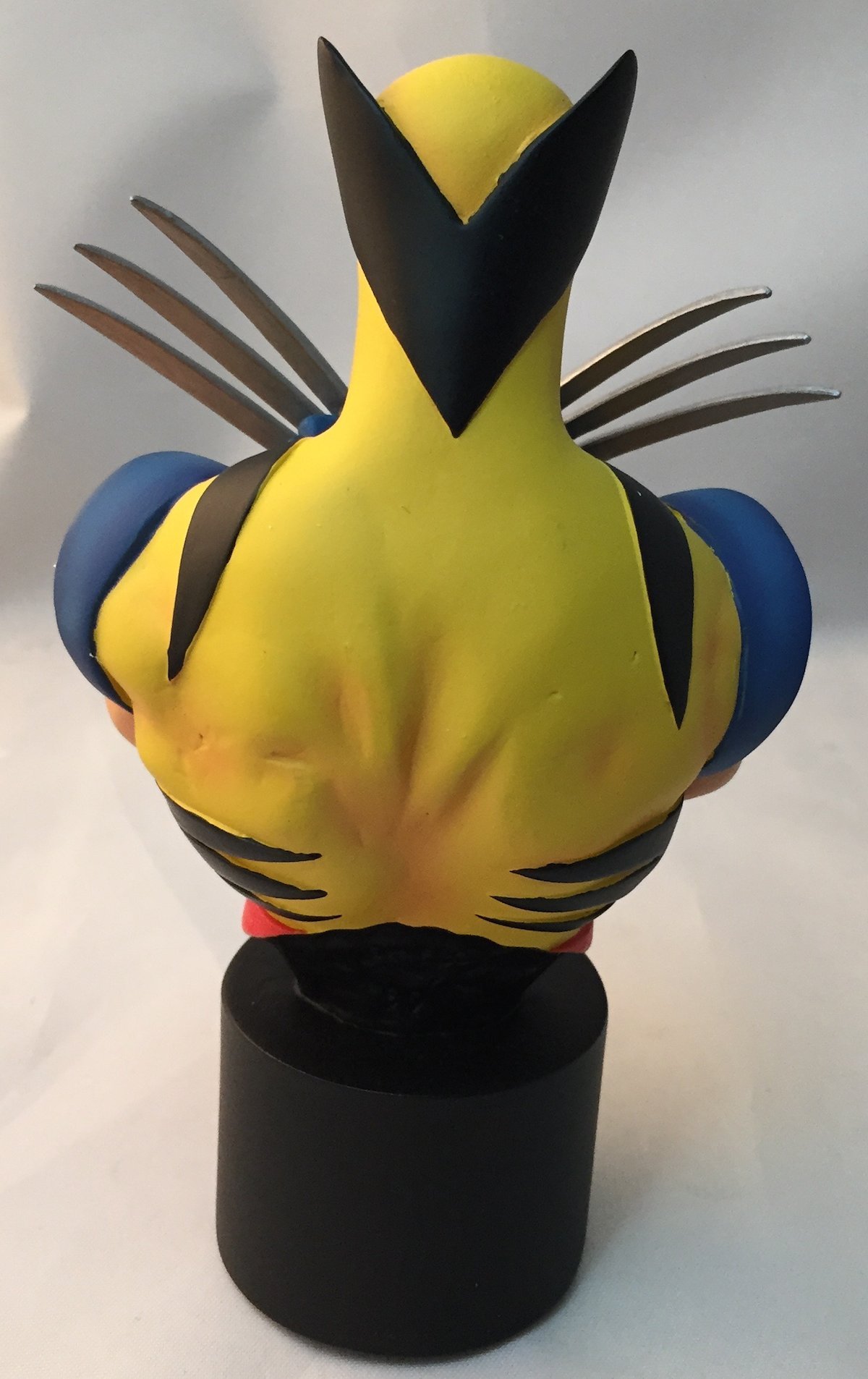 Amazon.com: Wolverine 25th Anniversary (Yellow Variant) Mini Bust 