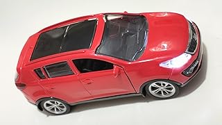 مكت سيارة معدن مجسم سيارة مصغرة ابيض فتح باب اضاءه فانوس صوت كلاكس و موتور مقاس 1/32 لون احمر