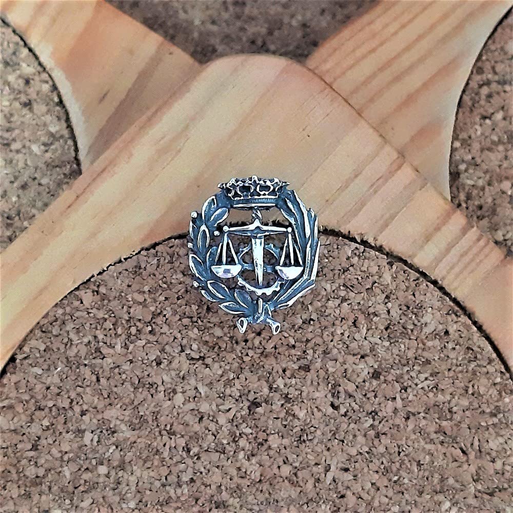 Insignia de Graduado Social en Plata de Ley 925, con Estuche
