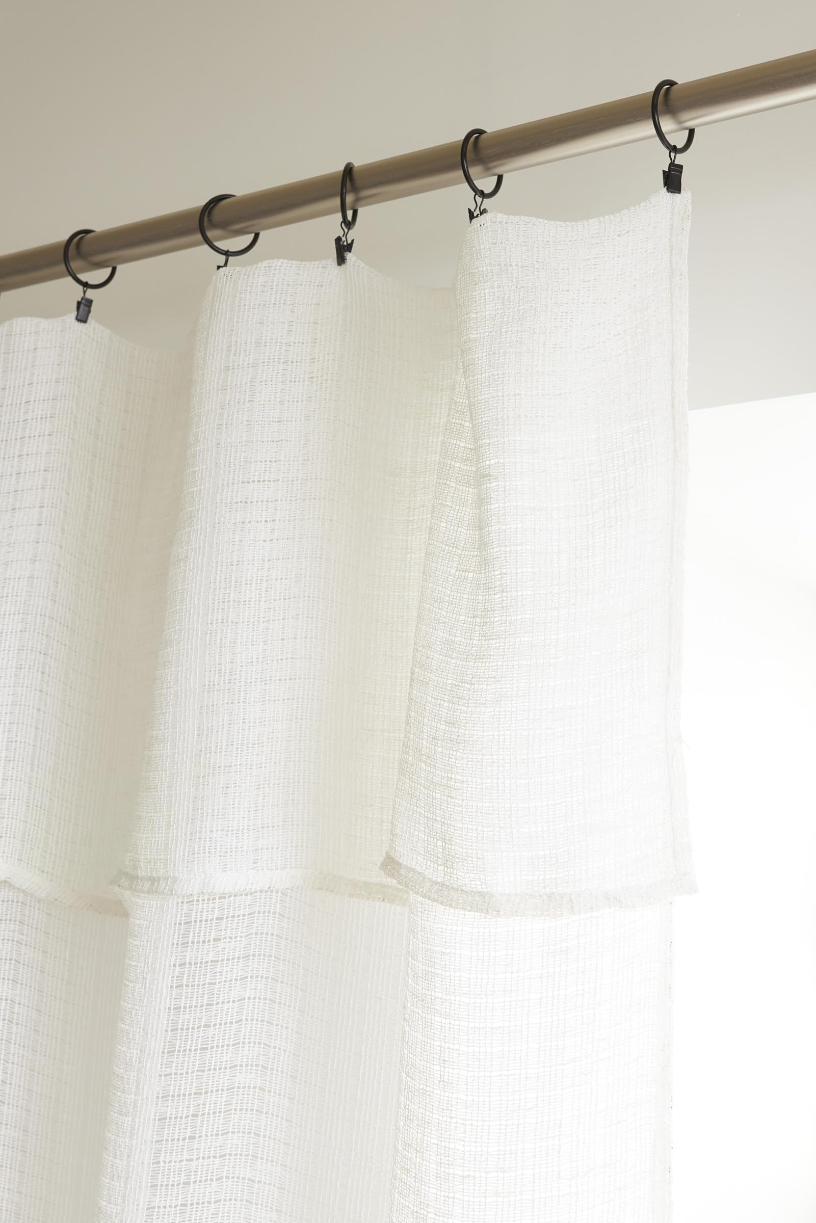 Lot de 2 voilages Ajustables + 8 Anneaux Pince 140 x 270 cm Effet Maille Freya Le Fil d'Ariane (Ivoire)