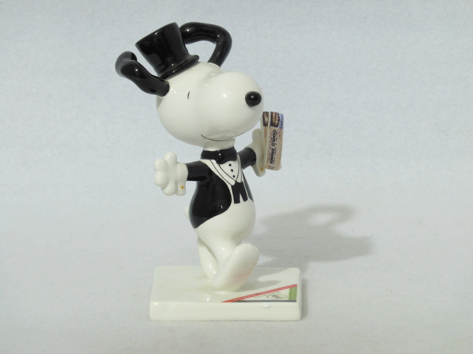 スヌーピー 陶器フィギュア 8体セット スヌーピー 陶器フィギュア 8体セット