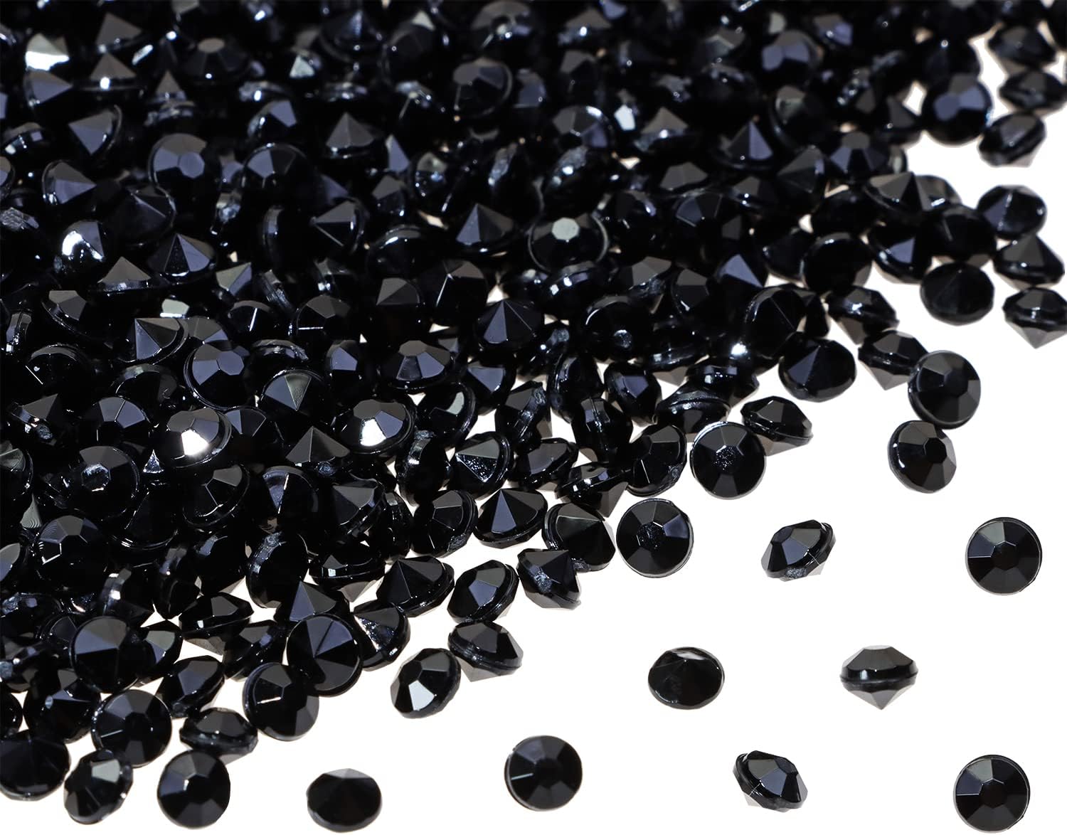 ONLYKXY Wedding Table Scattering Acrylic Diamond Gem Shape Crystal Confetti for Bridal Shower Party Decoration Vase Filler Bead Masquerade Table Decor (4MM/0.15inch Mini, Black, 4000)