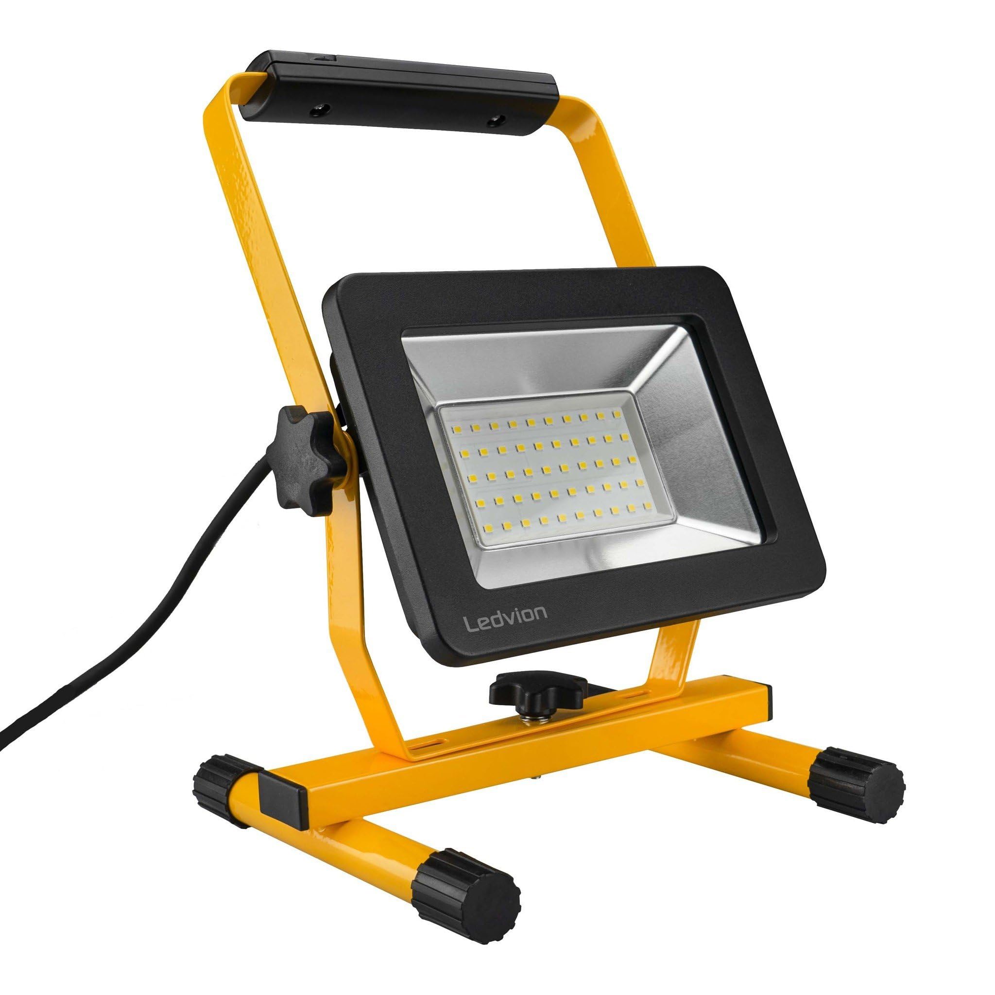 Reflector LED de 6000 lúmenes con cable de 1.5 metros e IP65 impermeable 8