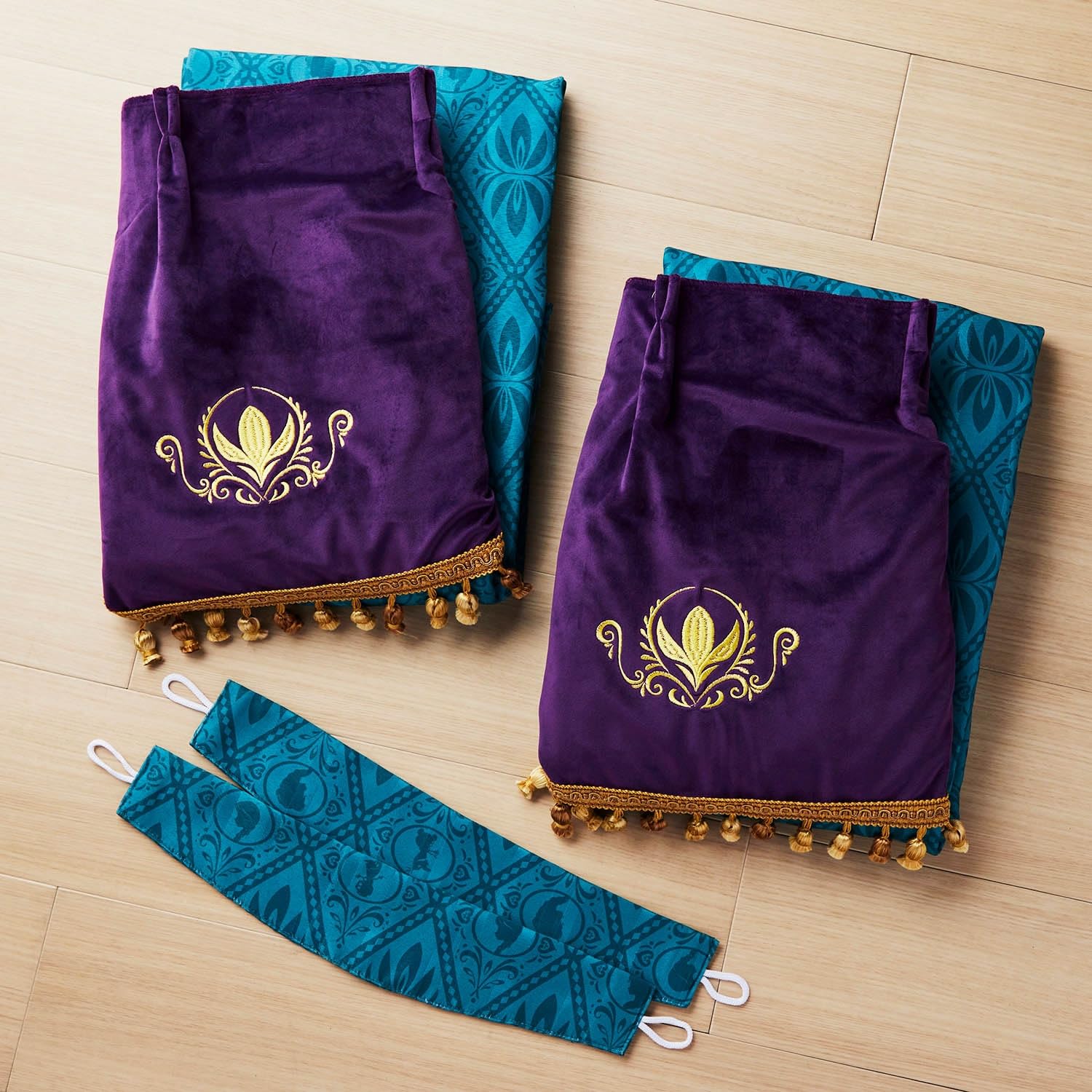 Amazon｜[ベルメゾン] ディズニー カーテン 遮光 遮熱 贅沢仕上げ ジャ