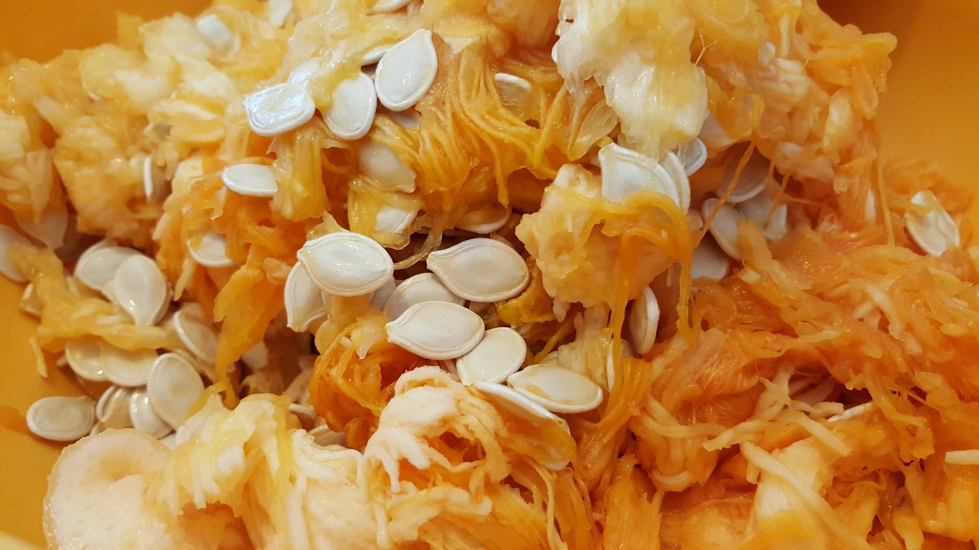 Caramel Pumpkin Swirl Wax Melts | 20pcs Strong Scented | Luxury Gift Set Wax Melts | Over 100Hrs Burn Time Per Box | Vegan & Pet Friendly | Cruelty & Eco Friendly | Handcrafted UK