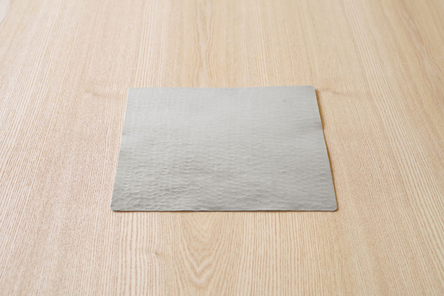 Suzugami 11cm×11cm(4.3inch×4.3inch) - 100% handmade and flexible tin plates - Made by Japanese craftsmen, in the city of Toyama (Arare)