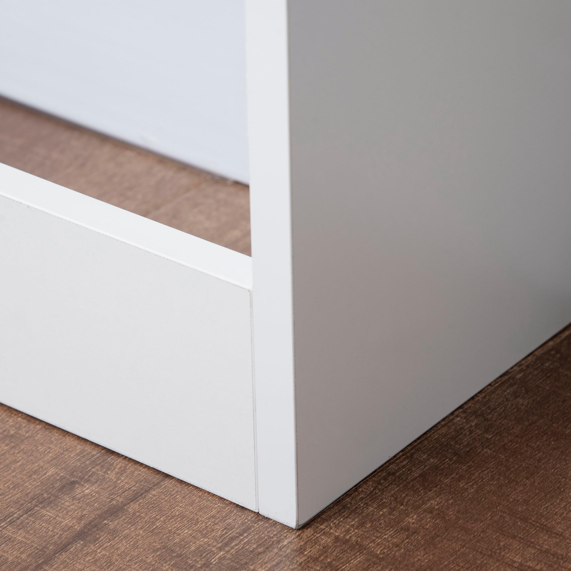 HOMCOM Cubierta de Radiador Blanco 90x18x84 cm Cubre Radiador de MDF Diseño Moderno Estante para Radiador Vertical para Sala de Estar Dormitorio