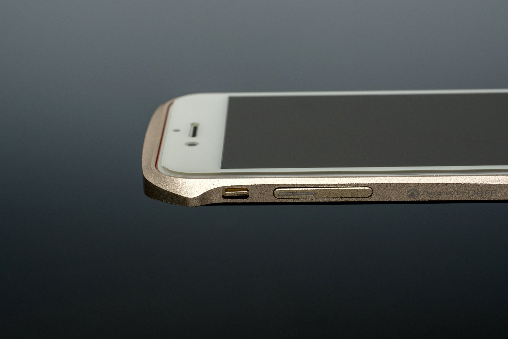 新品【iPhone6＋】【iPhone6S＋】DeFF社 バンパー Amazon.co.jp: Deff ディーフ アルミニウム バンパー CLEAVE