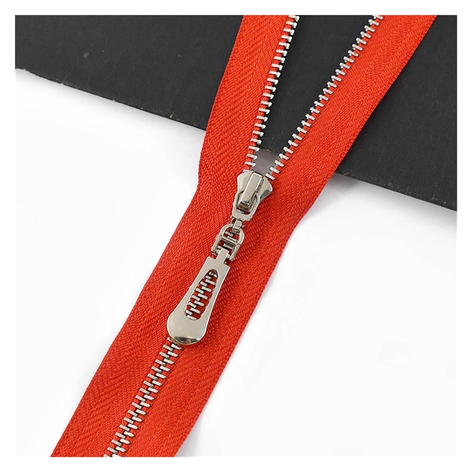 Two Way Separating Zipper, Two Way Auto Lock Zipper Multicolor 15-70cm for Sewing Bags Jackets Down Clothing(B89-red,Close-No3-15cm)