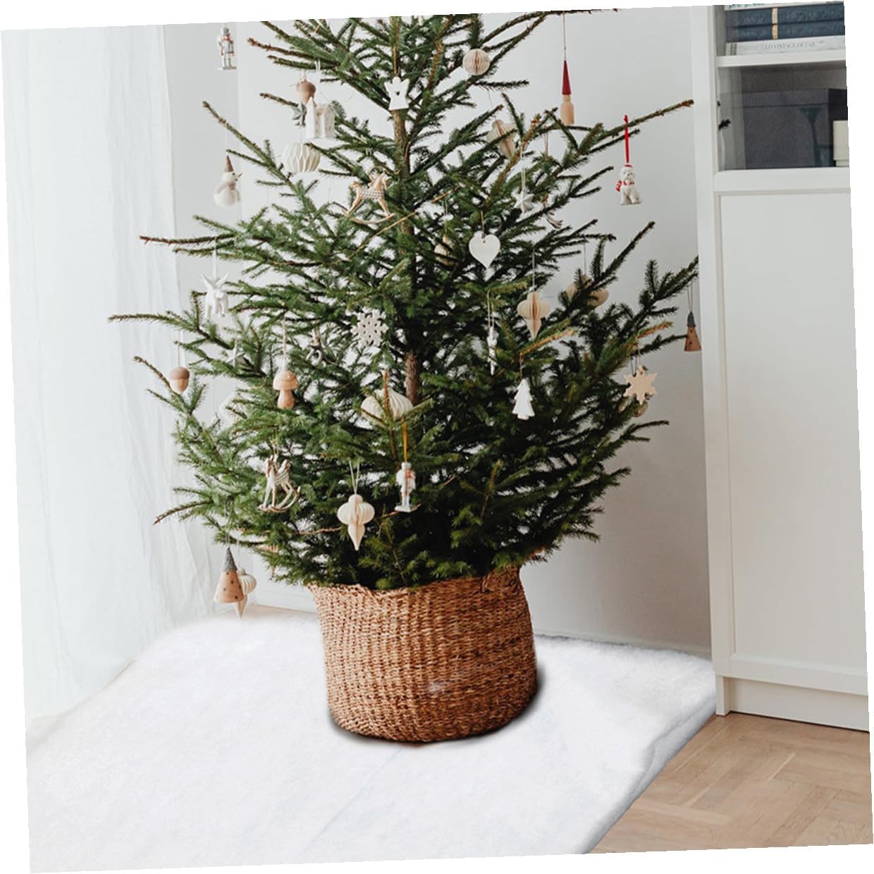 Artificial White Snow Blanket 2pcs 1.5x1m Thick Faux Snow Carpet for Christmas Village Display Indoor Holiday Decoration