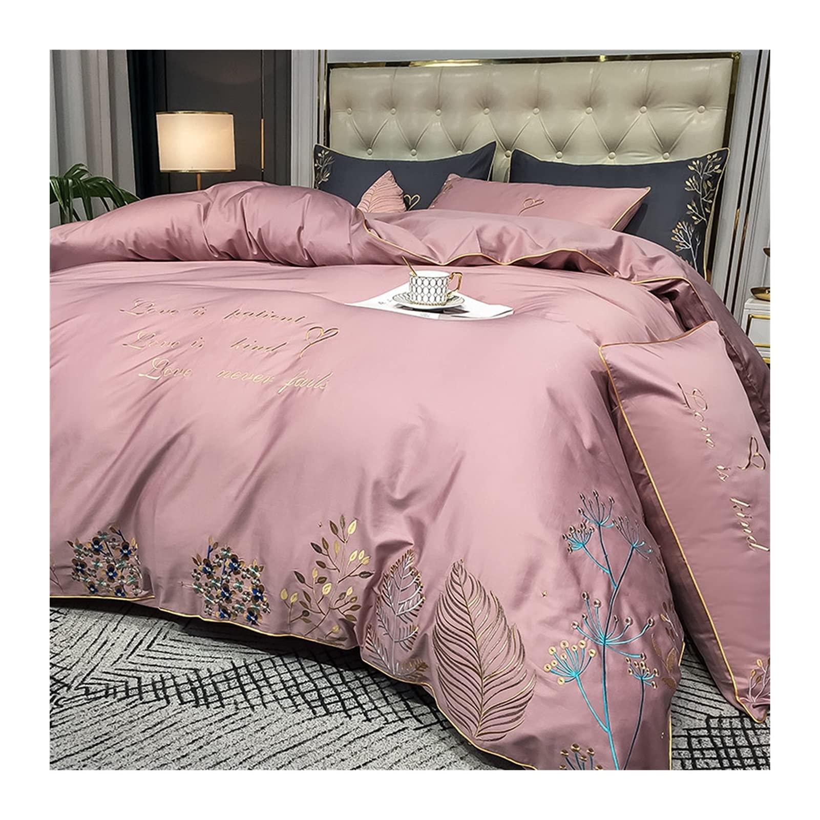 Parure de lit en coton rose pour une chambre parentale cocooning