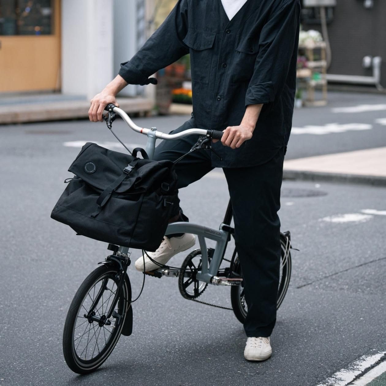 (美品)フェアウェザー ブロンプトンフロントバッグ　(フレーム・ストラップ付き) Amazon.co.jp: FAIRWEATHER フェアウェザー brompton bag 自転車用