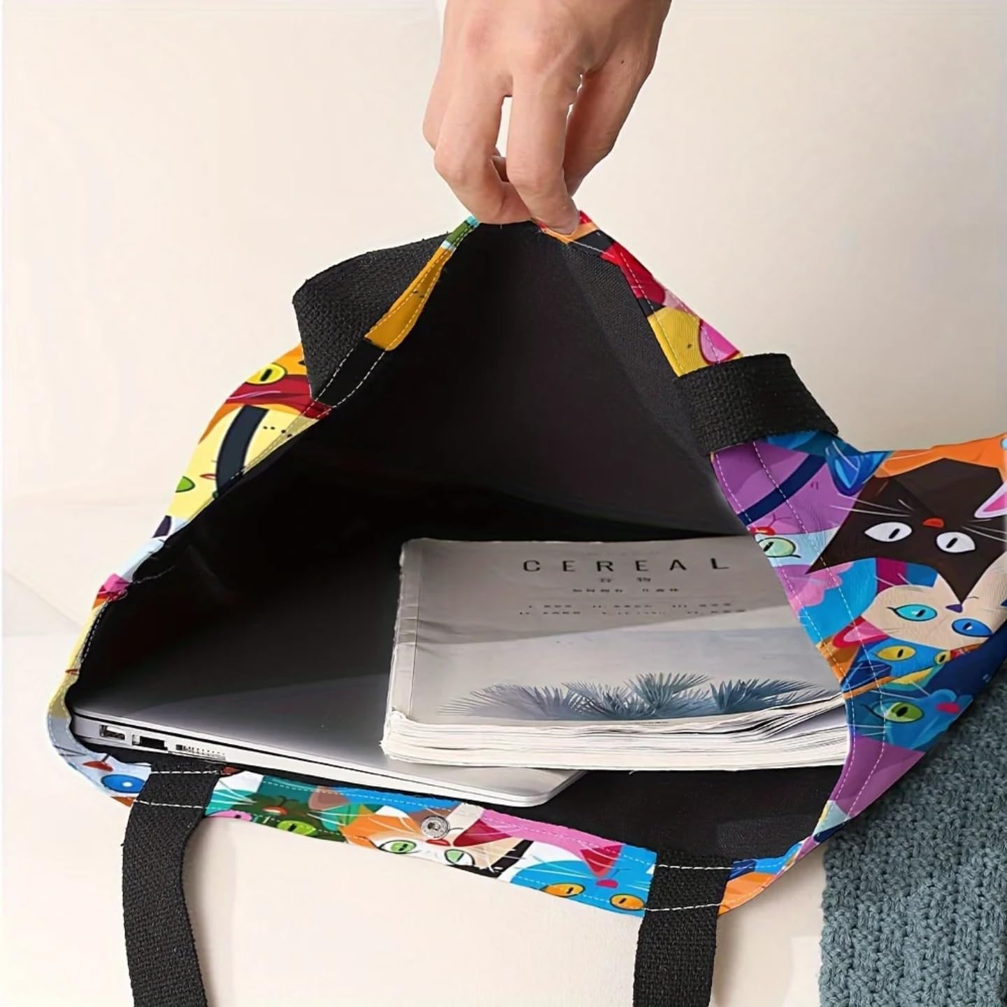 Cat Tote Bag for Women – Reusable Canvas Shopping Bag with Cute Kitten Print – Lightweight & Eco-Friendly Gift for Cat Lovers - Image 4