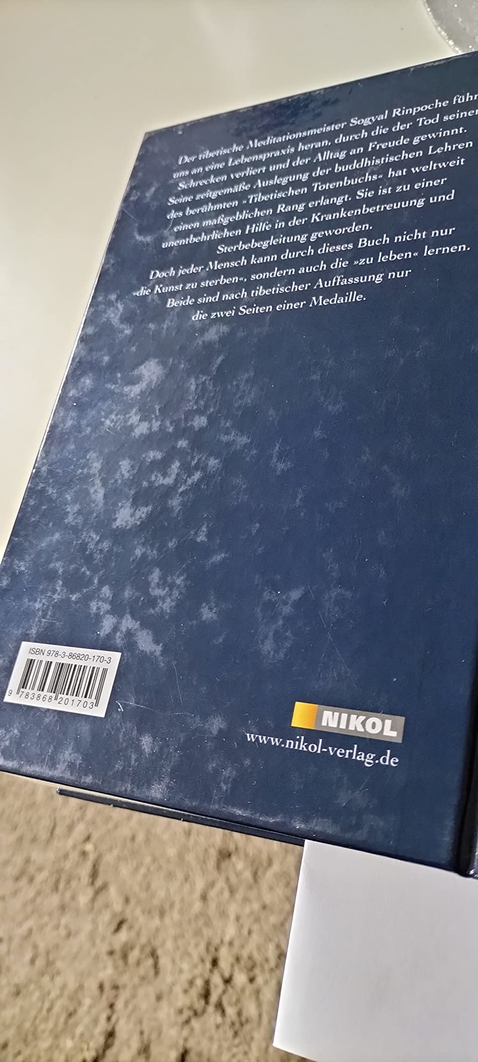 Sehr gutes Buch, aber leider große Gebrauchsspuren.