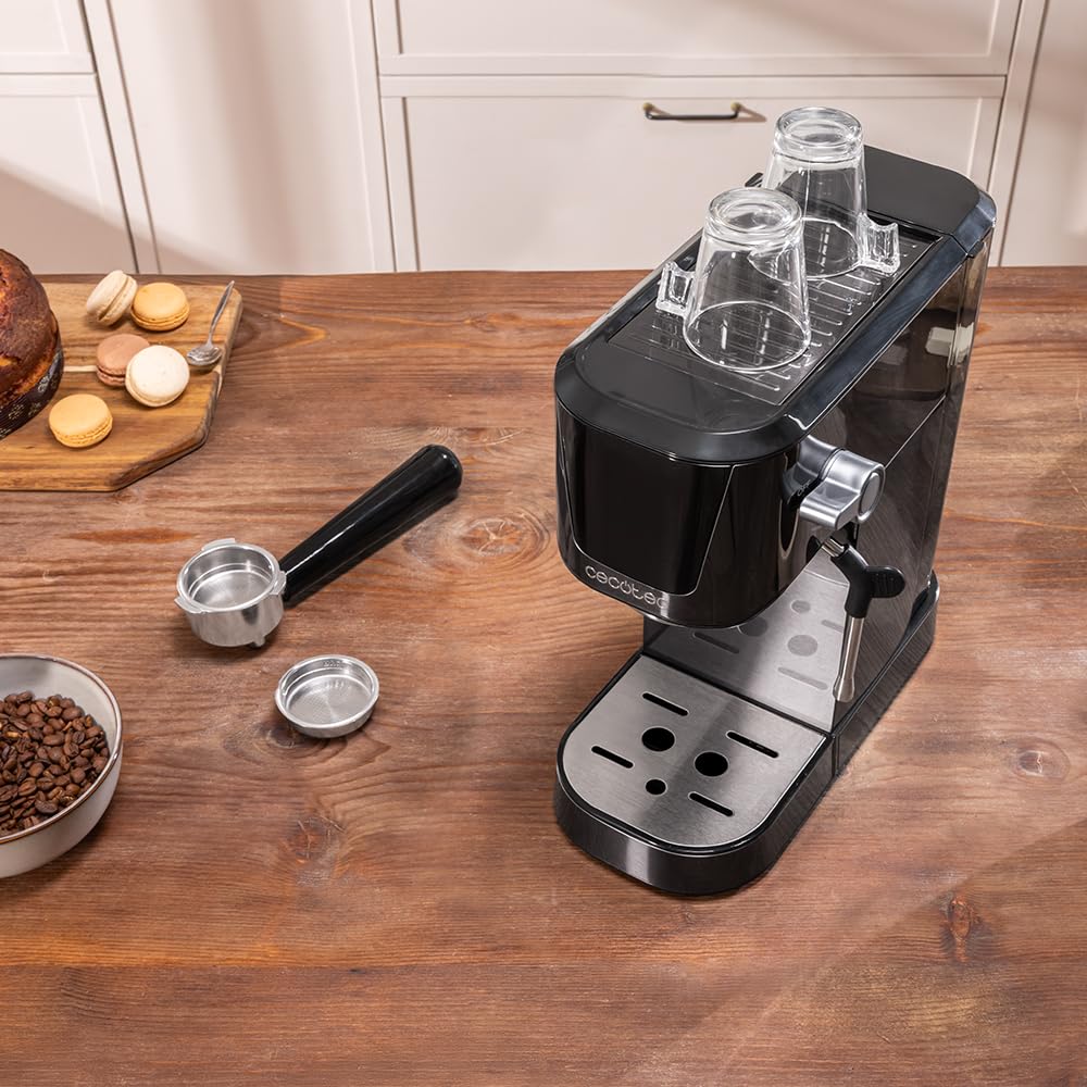 Cecotec Ekspres do kawy do espresso i cappuccino Power Espresso 20 Touch. 1350W, 20 barów, ekran dotykowy, parowiec, zbiornik na wodę 1 l, termoblok, podgrzewacze, taca ociekowa, akcesoria