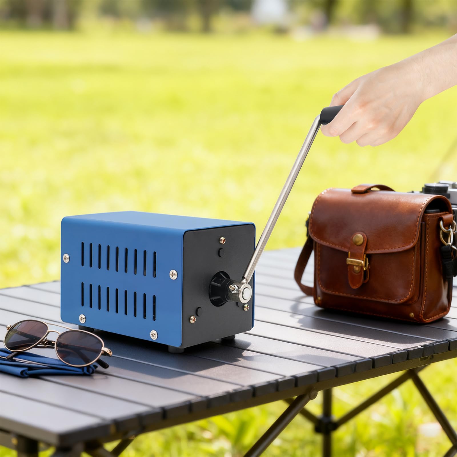 Generador de manivela de 20 W, cargador portátil de alto rendimiento, carga USB portátil, salida de voltaje de 3 V, 5 V, 6 V, 9 V, 12 V, ajustable, para carga USB al aire libre