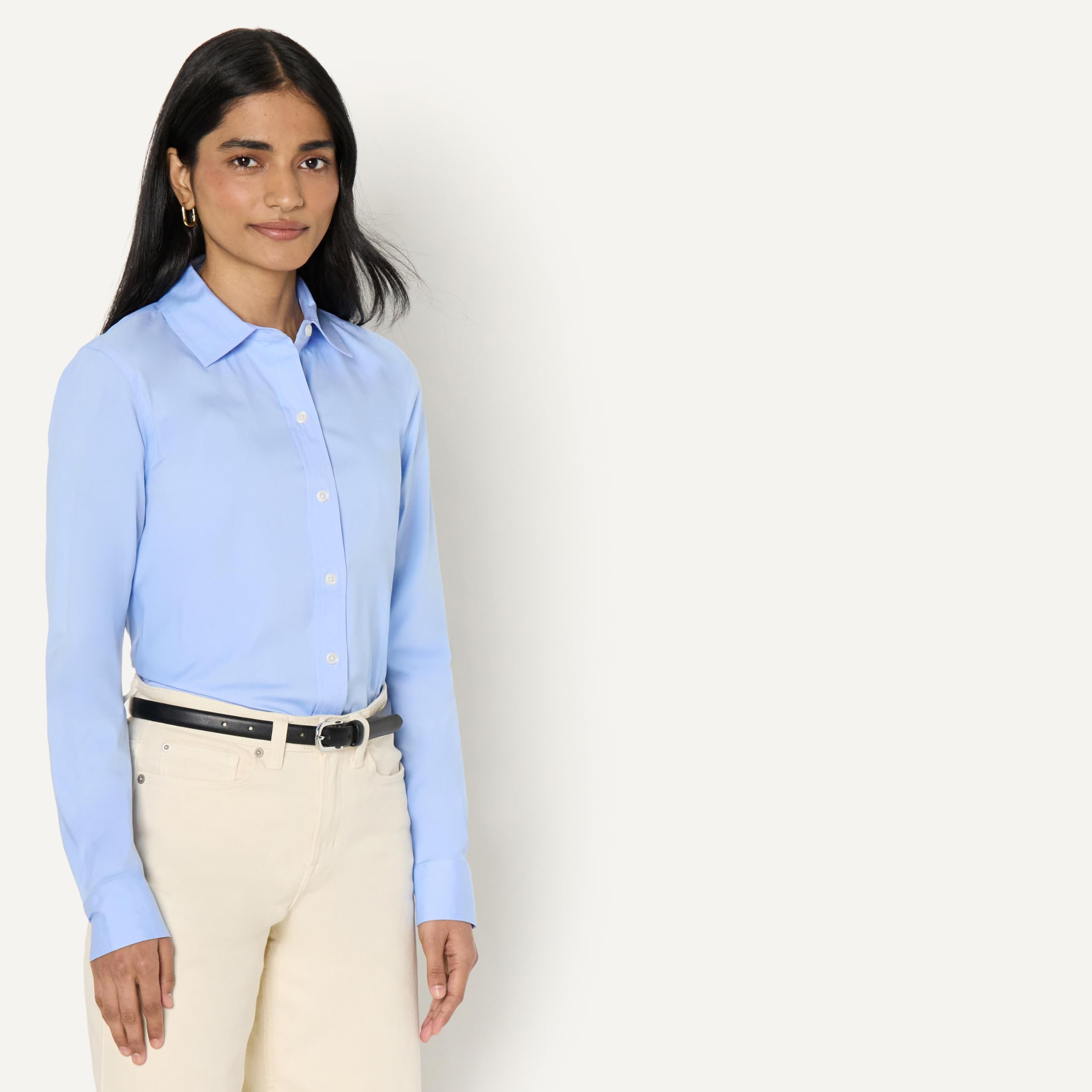 Amazon Essentials Donna Camicia Elegante dalla vestibilità Aderente con Bottoni, in Popeline Elasticizzato