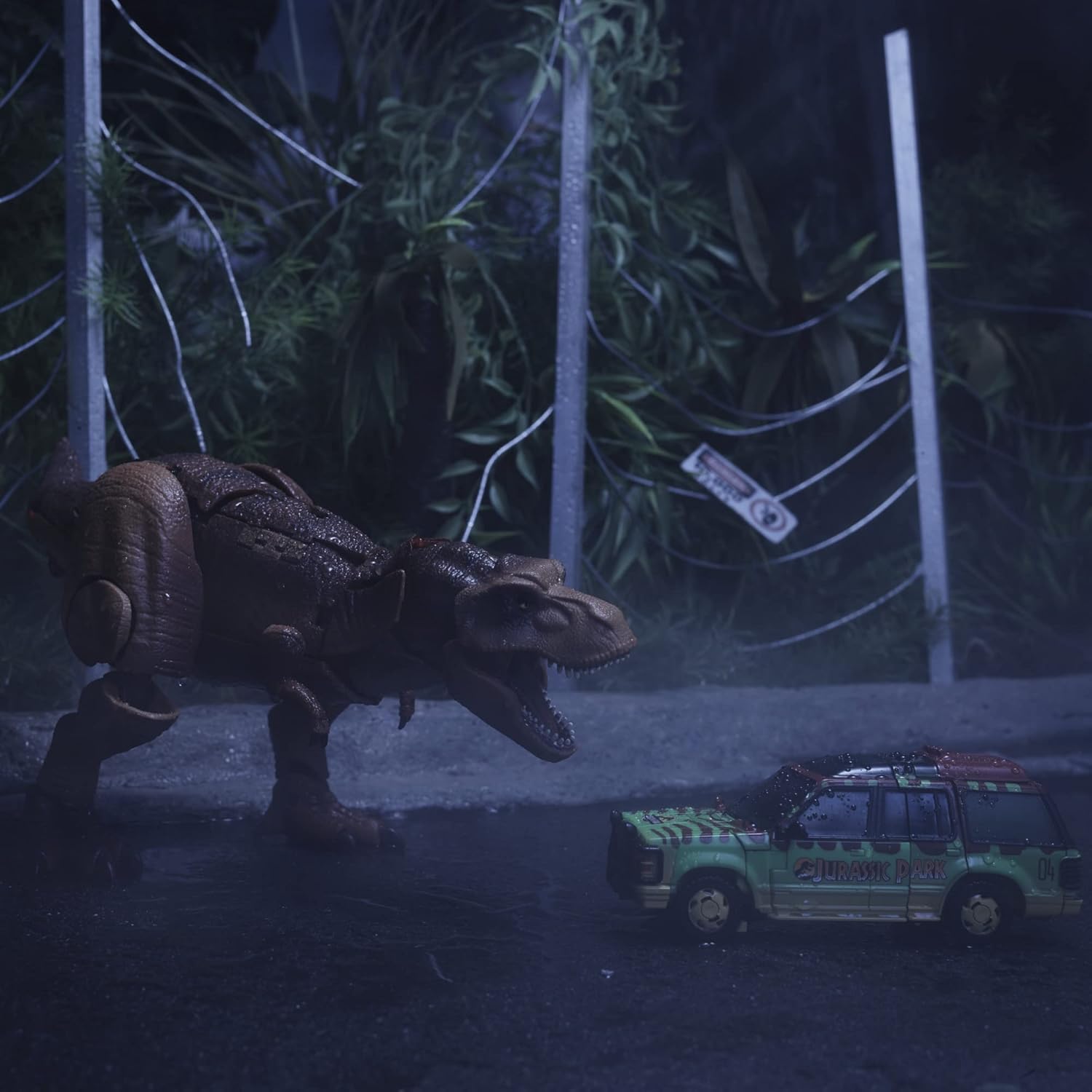 Transformers Generations - Transformers Collaborative: Jurassic Park Mash-Up, Tyrannocon Rex & Autobot JP93, Ages 8 and Up