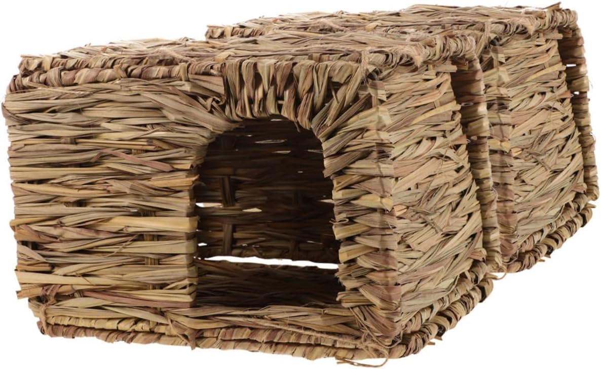 2pcs Foldable Grass House for Guinea Pigs and Handwoven Indoor and Outdoor Hideout Sturdy Construction for Small Pets Space Efficient Design for Travel and Storage