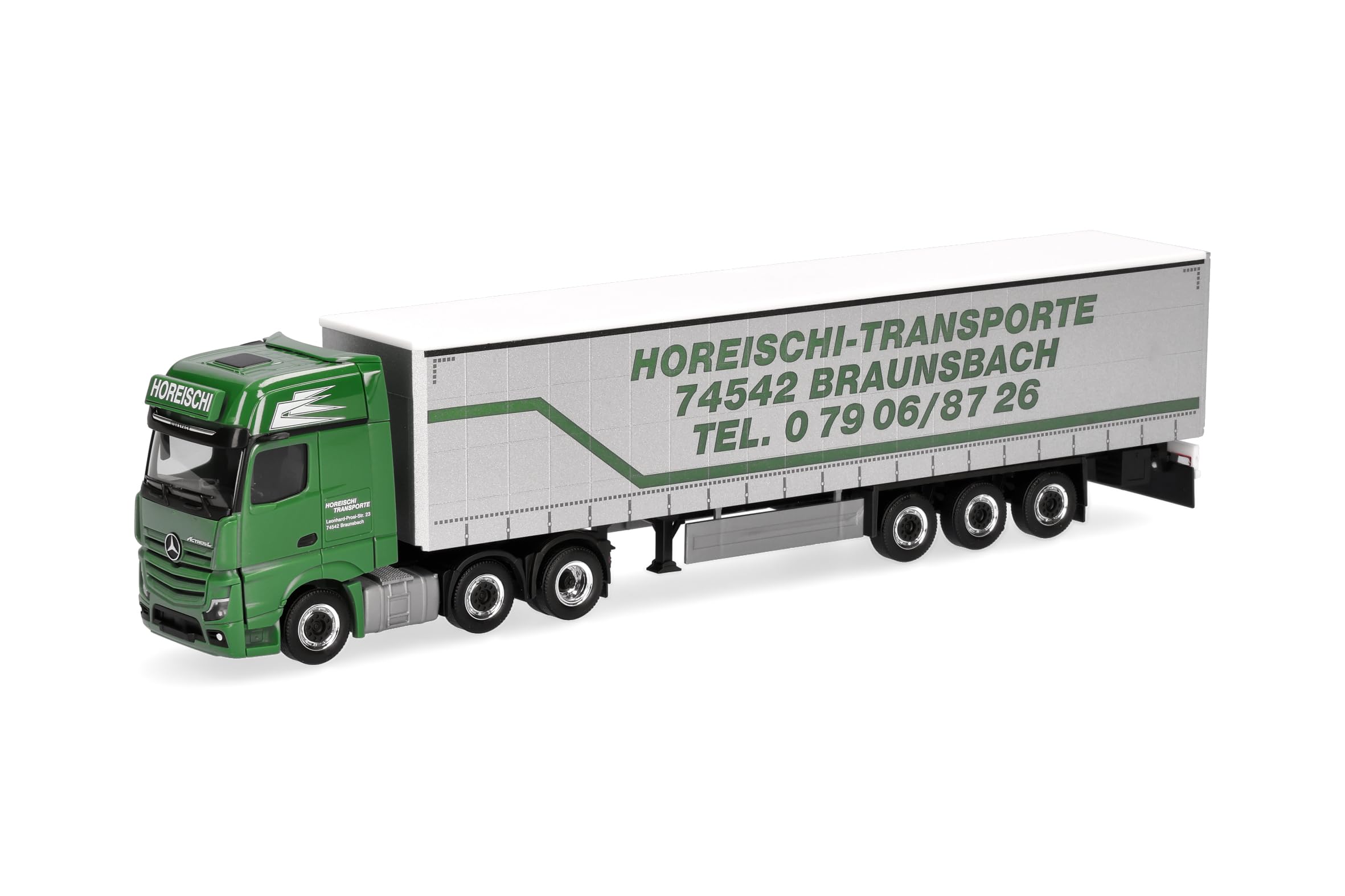 Herpa Mercedes-Benz Actros articulated truck model in 1:87 scale