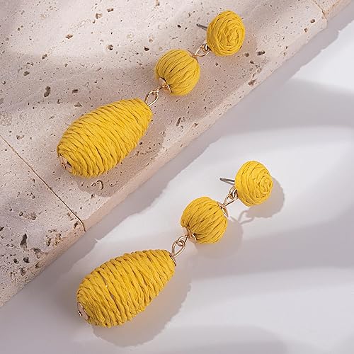 Vista 3 de Aretes bohemios de rafia, aretes colgantes con forma de lágrima, coloridos aretes de rota hechos a mano para mujer