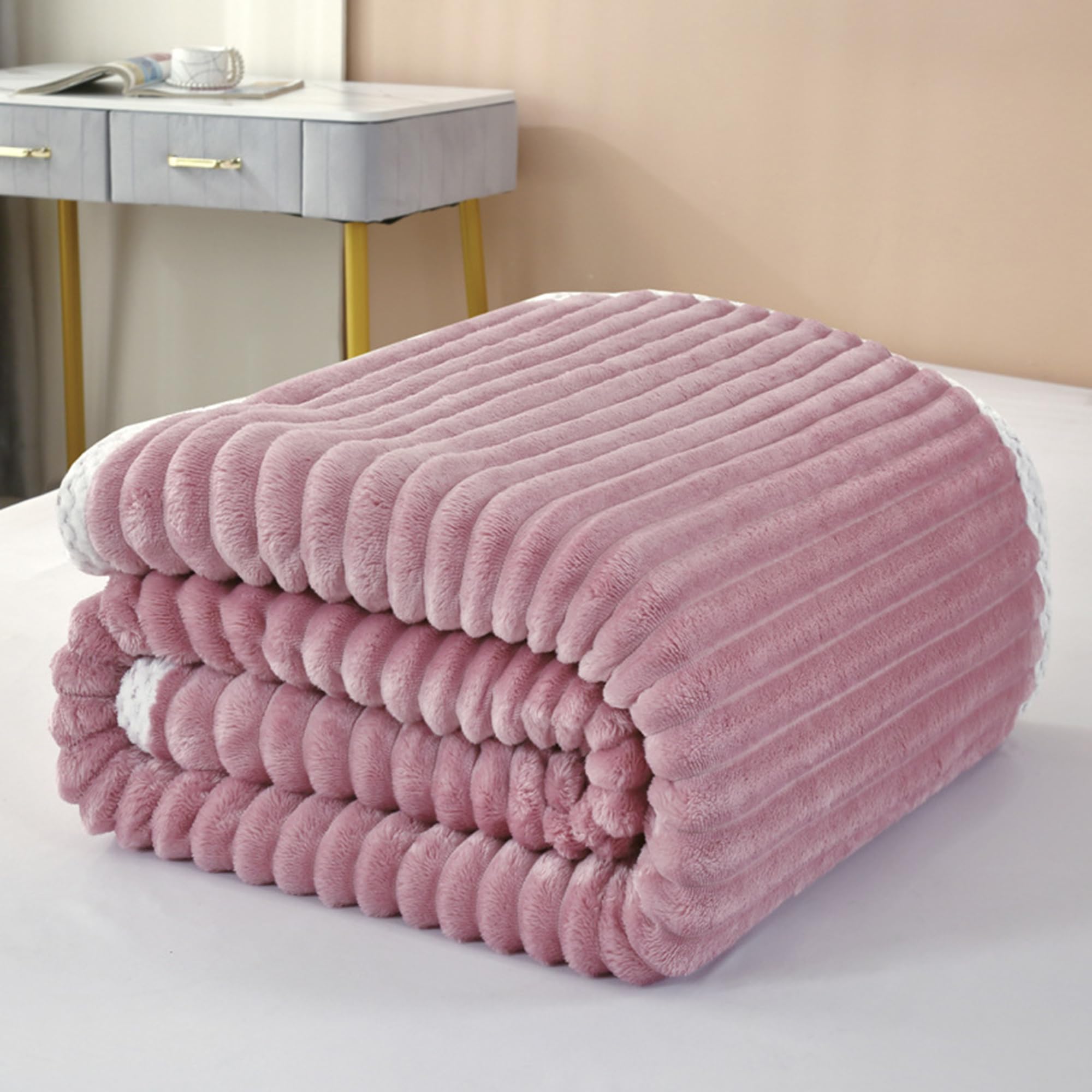 Couverture en flanelle anti-froid pour canapé et lit d'appoint