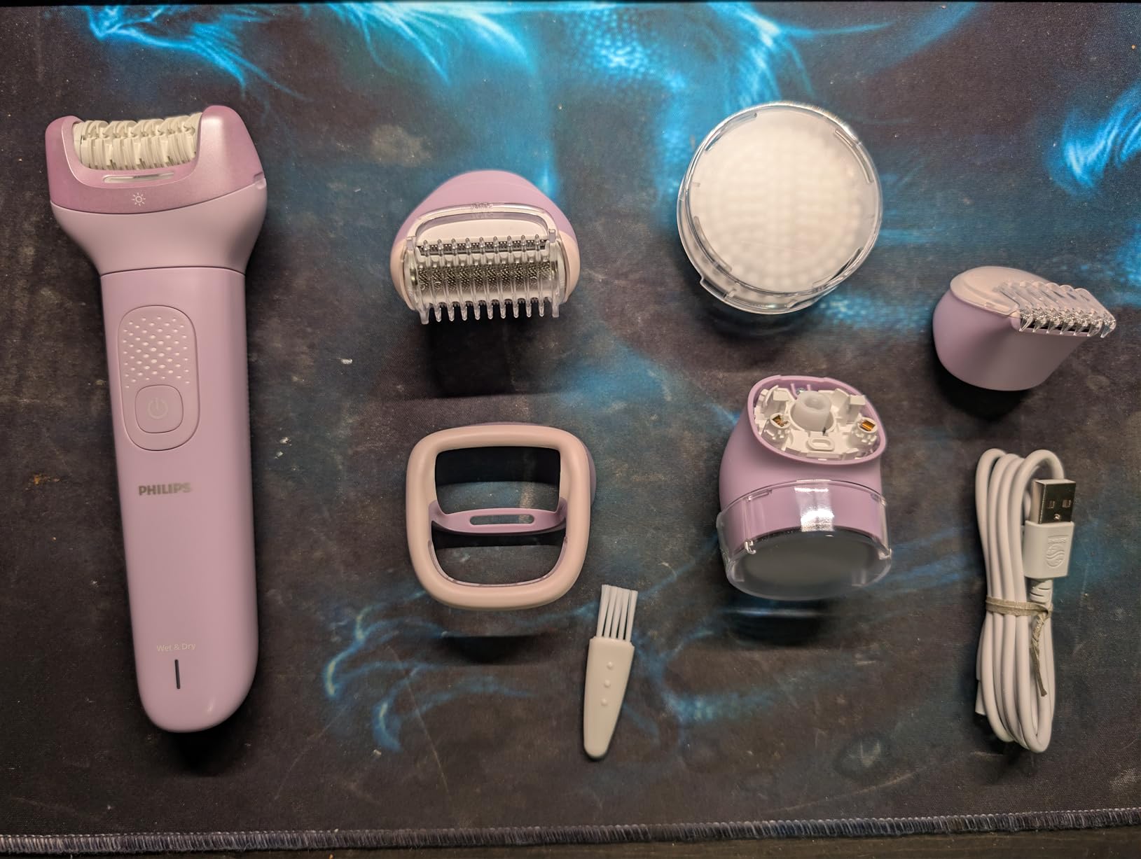 Philips Epilator Series 9000 - Cordless Wet and Dry Electric Epilator, Hair Removal for Legs, Body and Bikini, with ProGuide, 9 Accessories Including Pedicure Head, 60 min. Runtime, Model BRE728/00