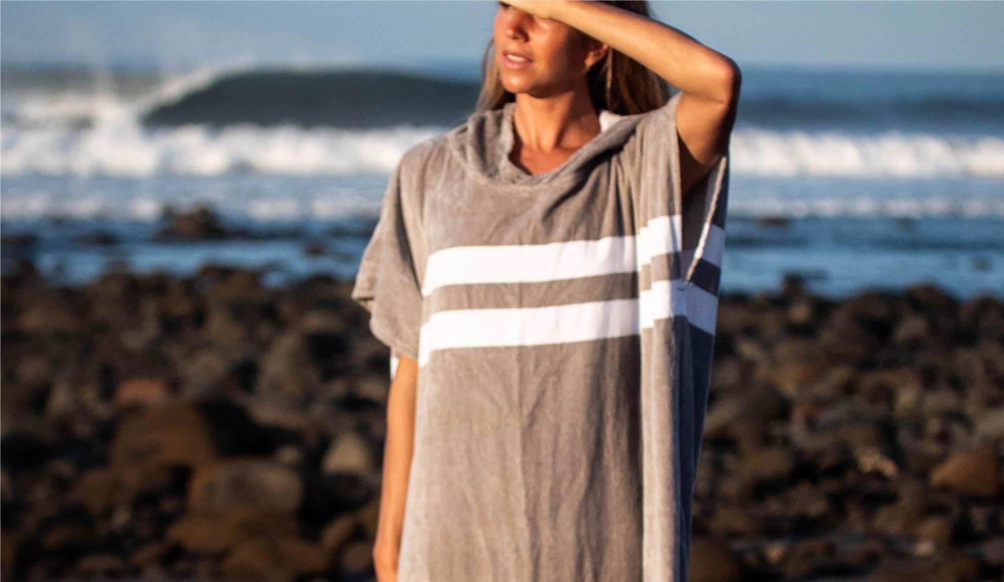 Accappatoio Poncho,Poncho Mare Poncho da Surf - Caldi e Morbidi - Facili da Indossare e da togliere Senza Che l'asciugamano CADA(Gray with White Stripes)