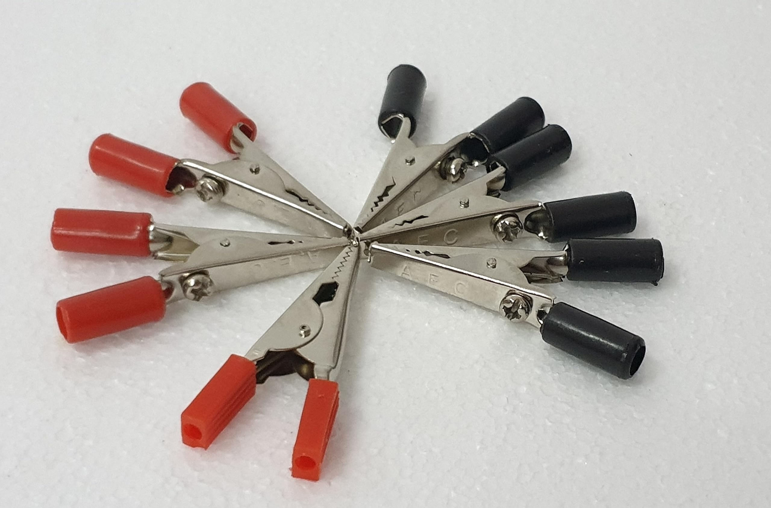 AI- Crocodile Clips Pair of 6 Insulated Crocodile Clips Plastic Handle Cable Lead Testing Metal Alligator Clips/Crocodile Alligator Clip Red & Black/for Electronic Lab/Physics Laboratory (B09YS3QSS3) Amazon Price History, Amazon Price Tracker