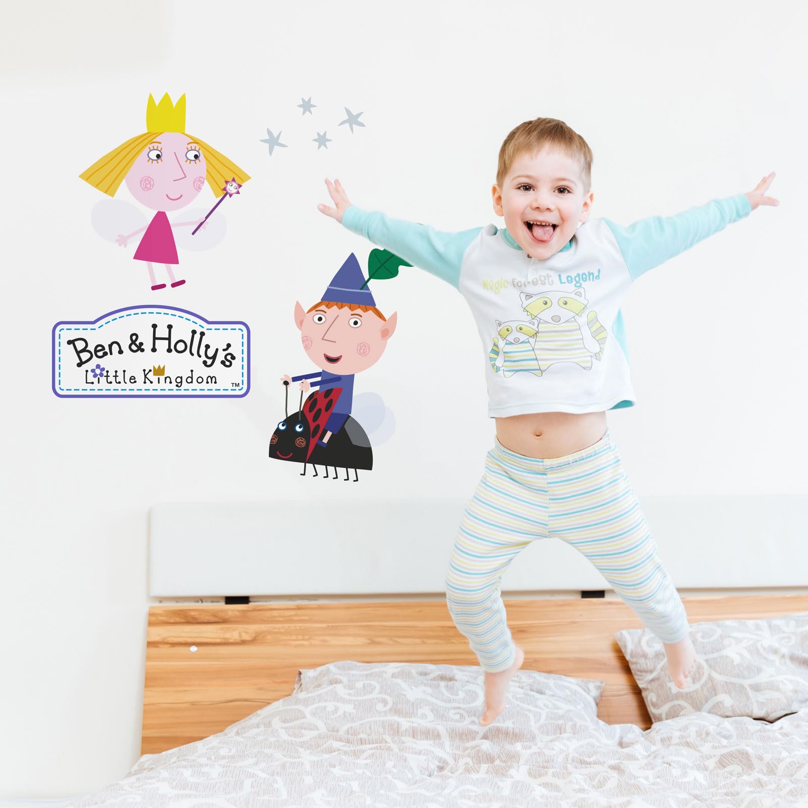 Stickerscape Ben and Holly Wall Stickers (Little Kingdom - Regular Size) | Official Ben & Holly, Nursery Wall Stickers, Ben and Holly Themed Bedroom | Easy to Apply, Cleanly Removable