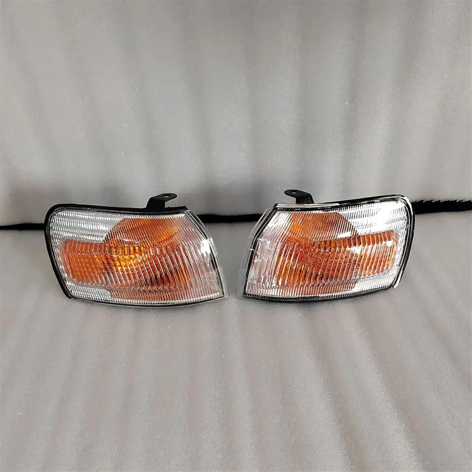A Pair Car Front Corner Lamp Turn Signal 81510-12810 81520-12790 Compatible with Toyota Compatible with Corolla Ae110 1995 to 1997