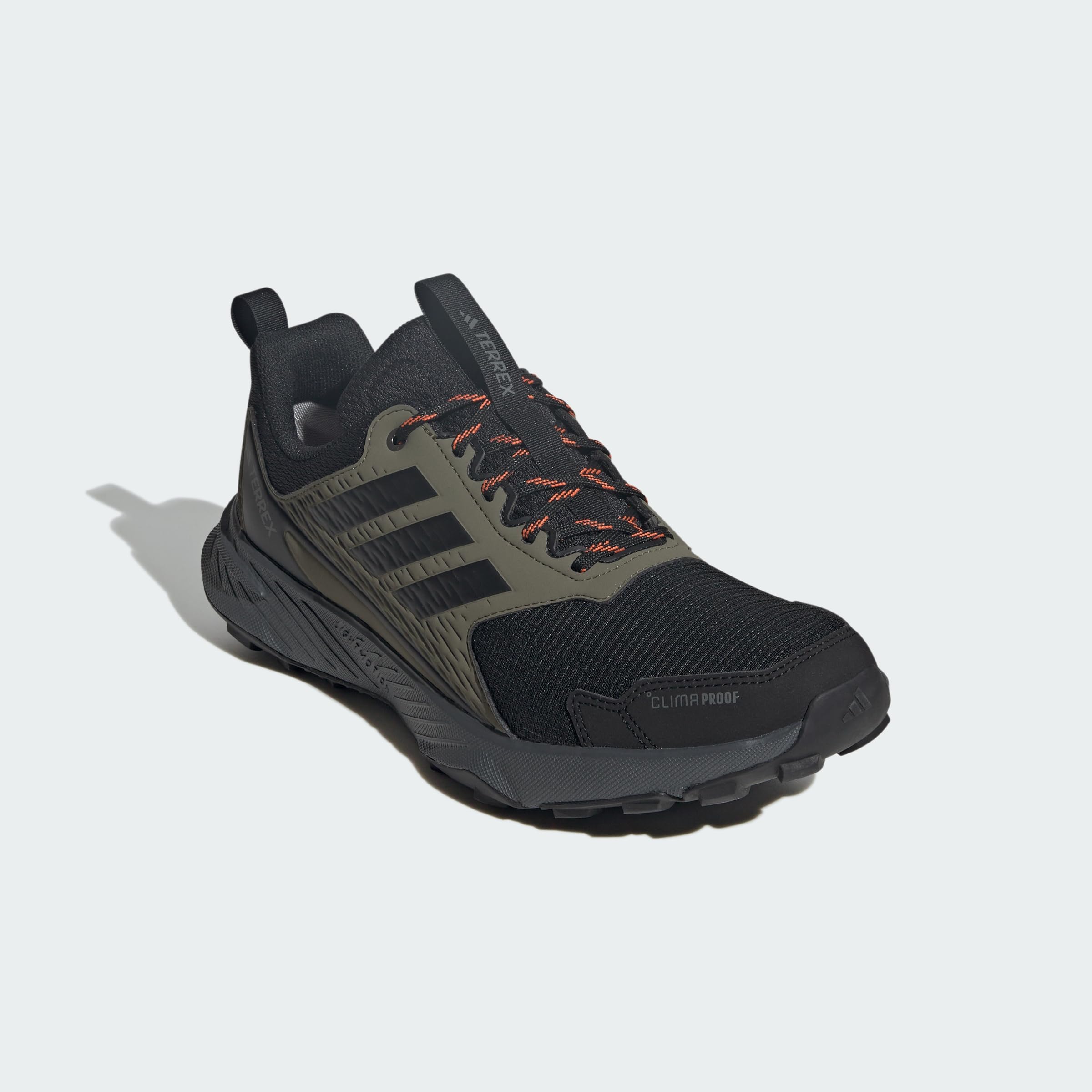 adidas Men's Chaussure de Trail Running Terrex Tracefinder 2 Climaproof