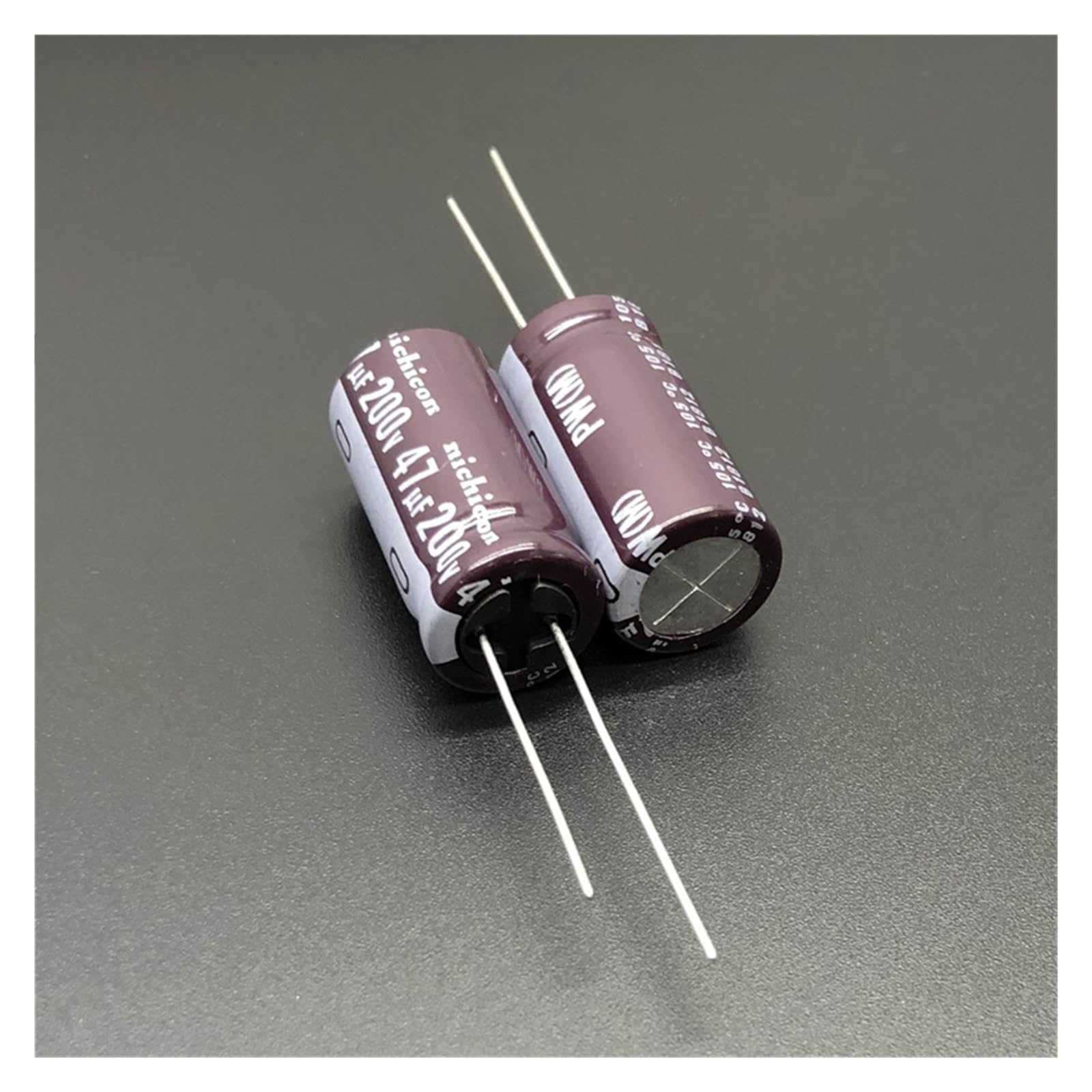 Condensateur 200V 47uF longue durée pour réduire la chaleur des circuits
