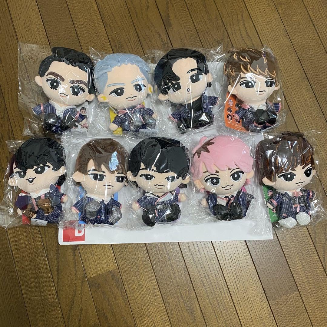Amazon.co.jp: Snow Man すのチル BIGぬいぐるみ 9人全員セット : おもちゃ