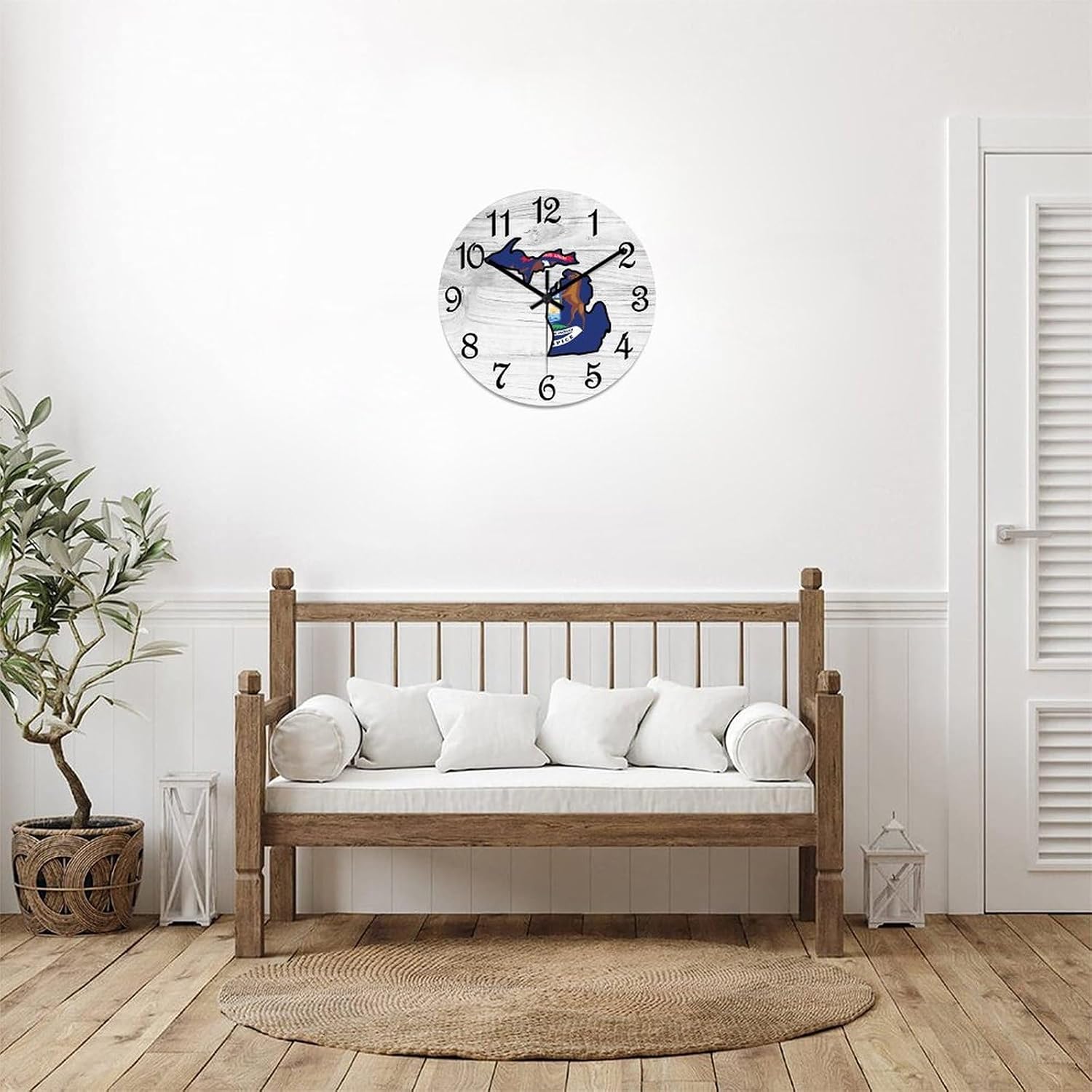 Michigan Map Round Wall Clock Michigan Flag Clock Wall Art Wood Clock Silent Non-Ticking Decorative Wall Clock for Living Room Bedroom Kitchen 15 Inch
