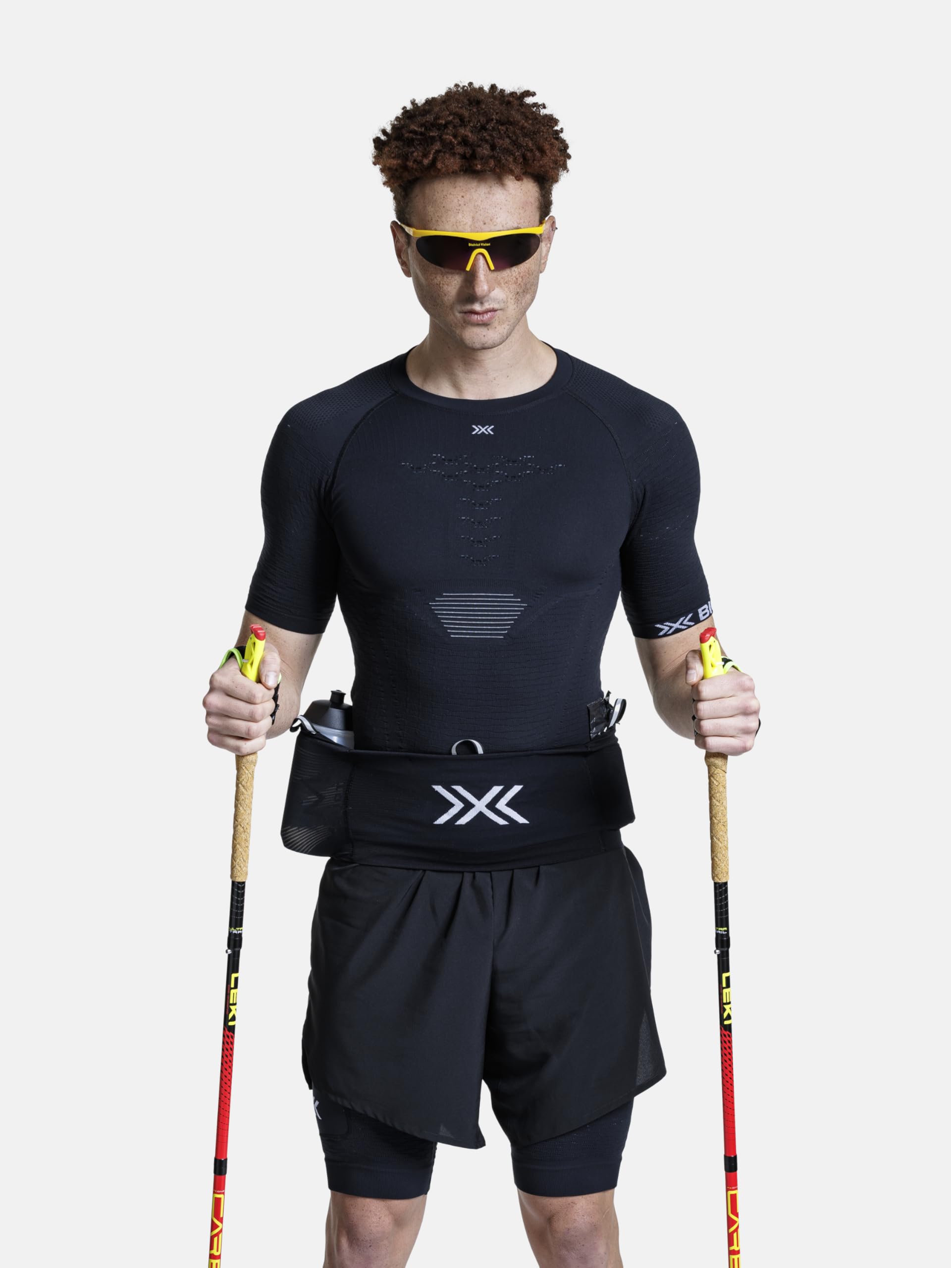 X-BIONIC Hochleistungs-Laufgürtel mit Zwei Flaschentaschen für Flüssigkeitszufuhr, geräumige und sichere Aufbewahrung, geringes Gewicht und Bequeme Passform - Schwarz/Weiß, XL