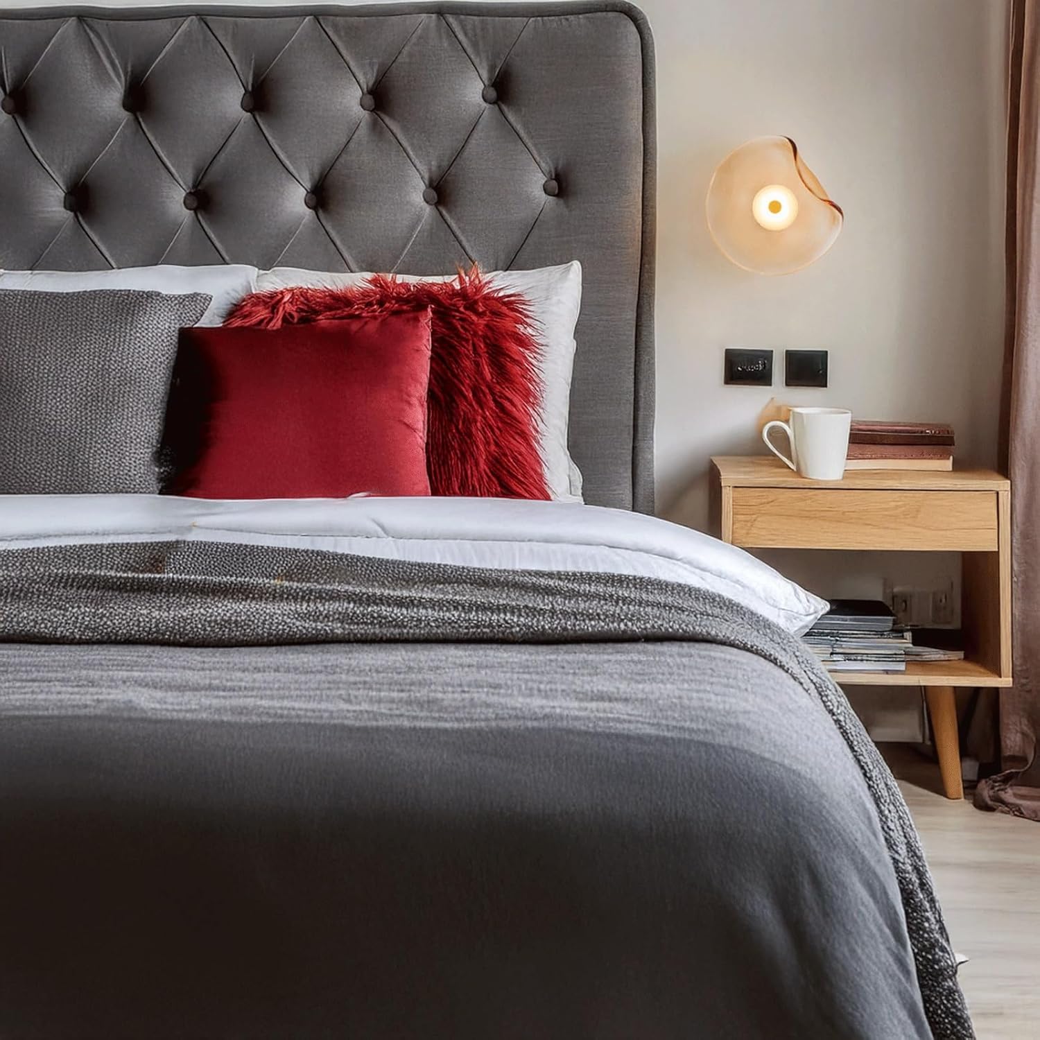 Modern Art Unique Creative Design Irregular Abstract Amber Glass Wall Sconce Inspired Shape Bedside Lamp for Bedroom Living Room Hotel Entrance Dining Hallway Decorative Ambient Lighting