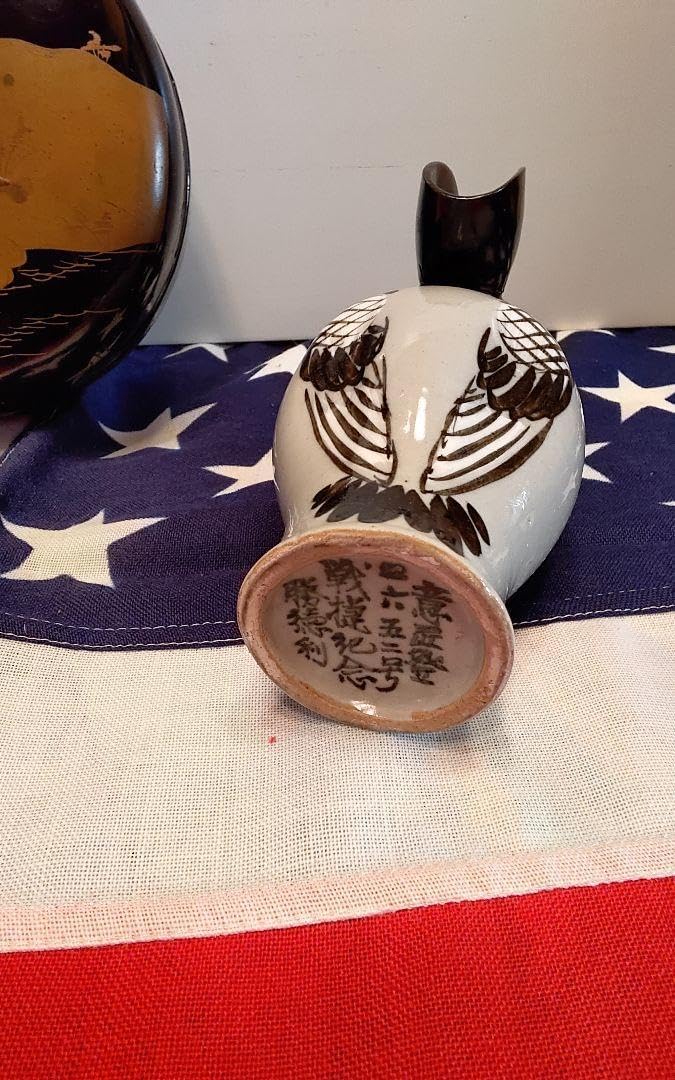 日本軍　珍品日本軍徳利と竹島領土の本漆器 日本軍珍品日本軍徳利と竹島領土の本漆器