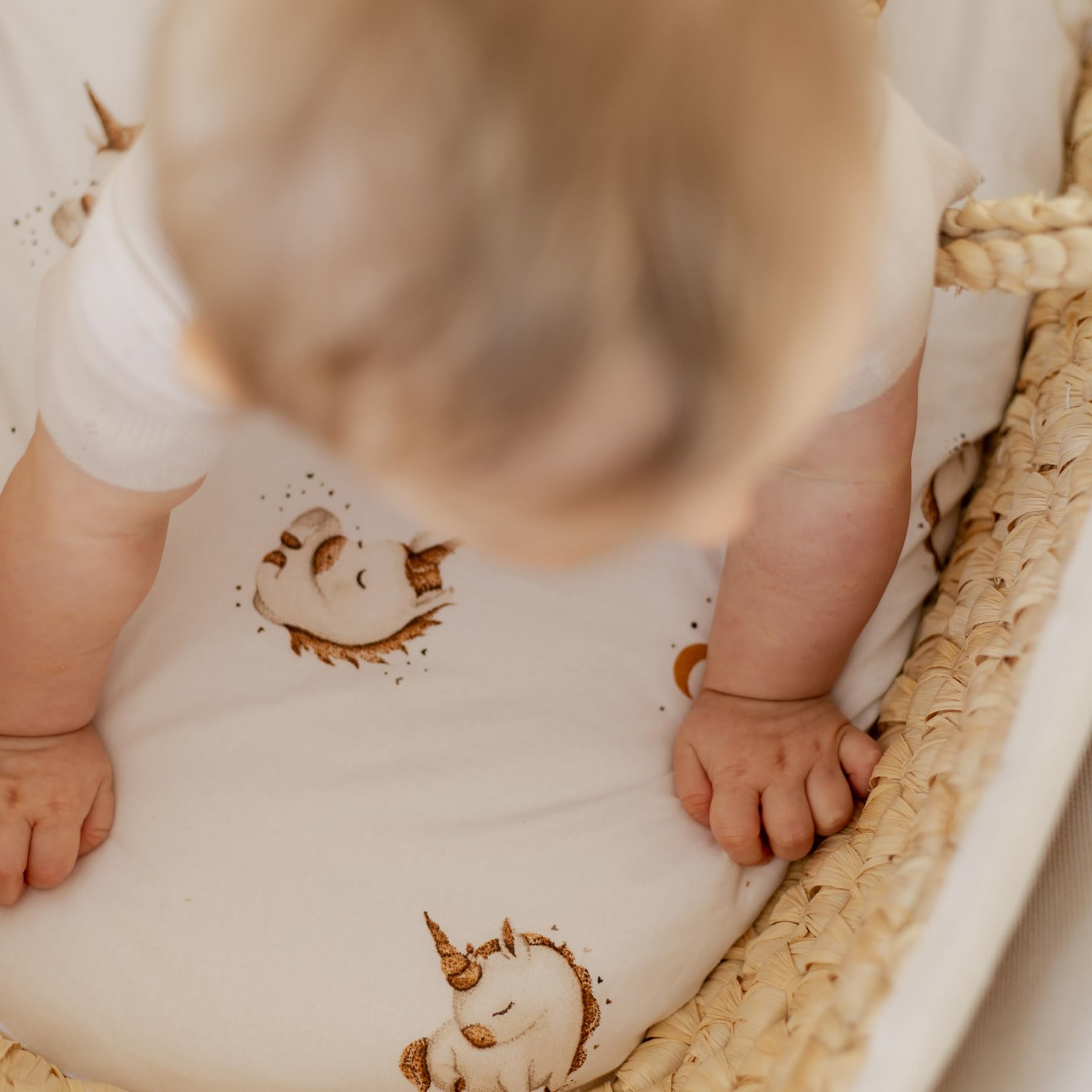 Lenzuolo con Angoli per Carrozzina - Cotone per Neonati - Lenzuolo Morbido e Traspirante per la Pelle Delicata del Bambino - Regalo per la Nascita - 35 x 75 cm, Beige, Rosa