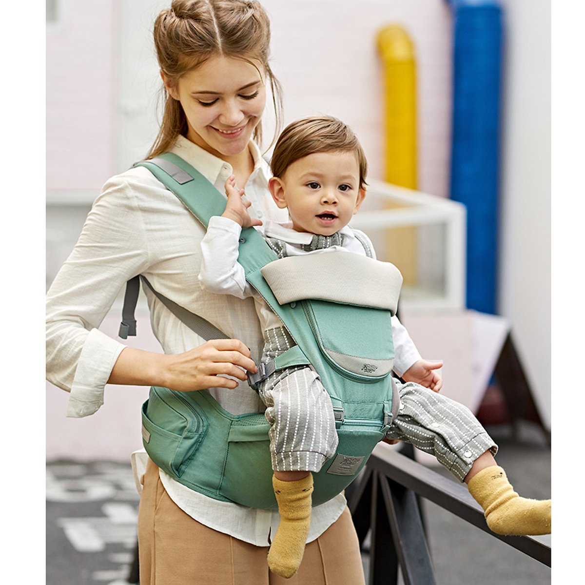 SONARIN 3 w 1 całoroczna oddychająca poduszka biodrowa nosidełko dla niemowląt, ochrona przeciwsłoneczna, ergonomiczna, wielofunkcyjna, łatwa mama, dostosowana do wzrostu dziecka (zielona)